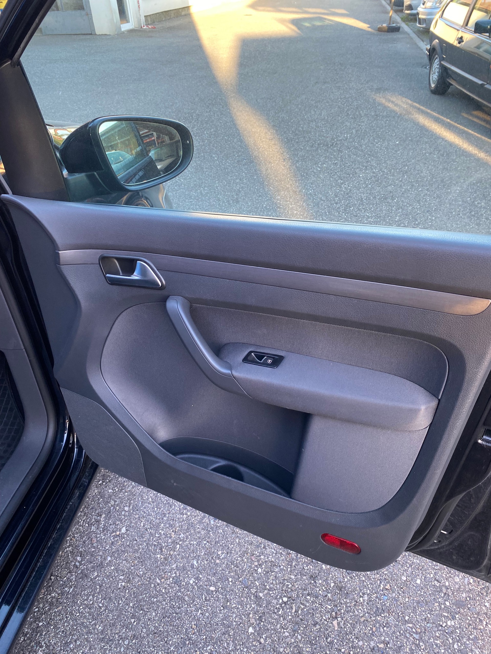 VW Touran 1.6 TDI BlueMotion Technology Highline-image-8