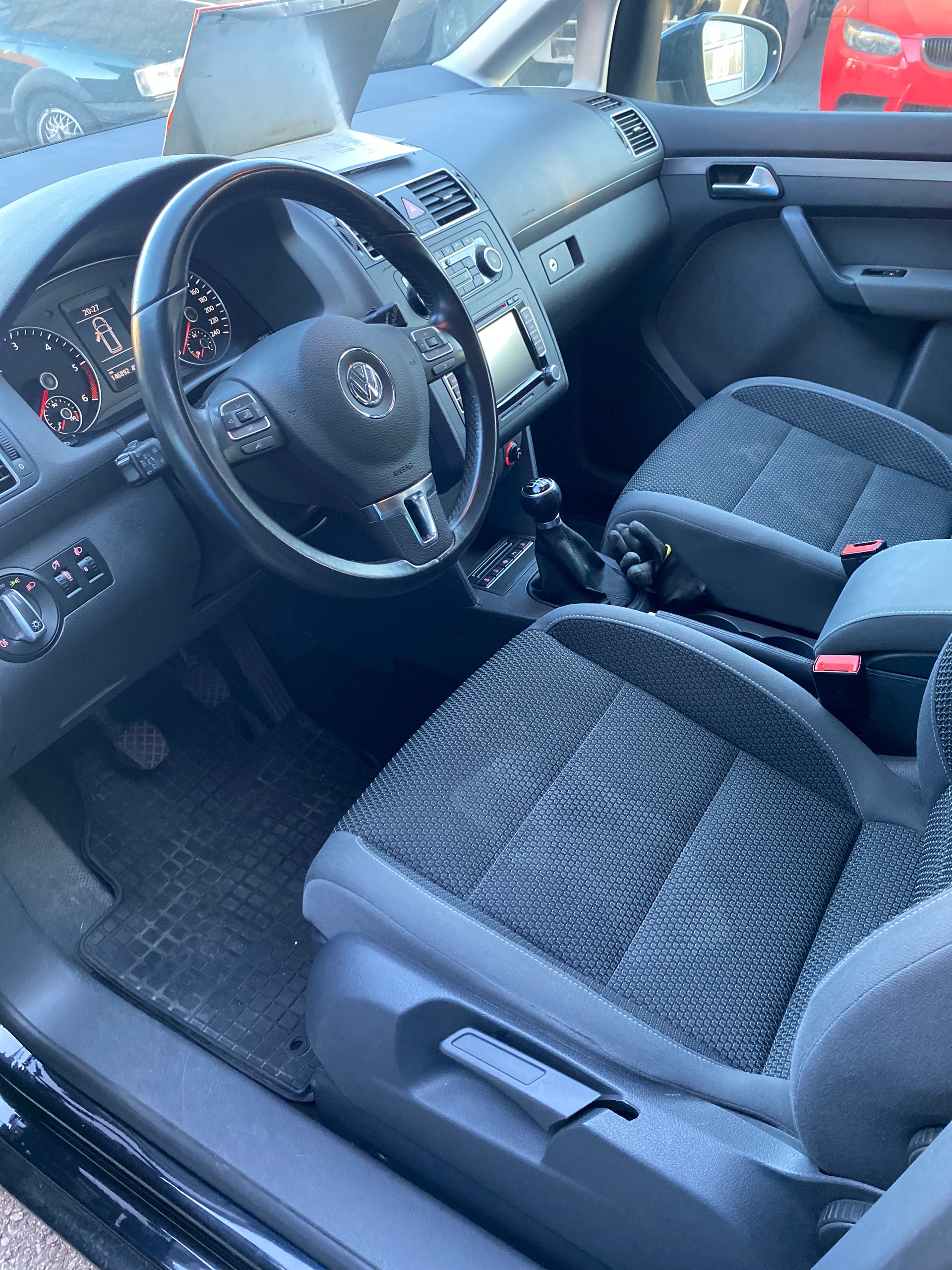 VW Touran 1.6 TDI BlueMotion Technology Highline-image-4
