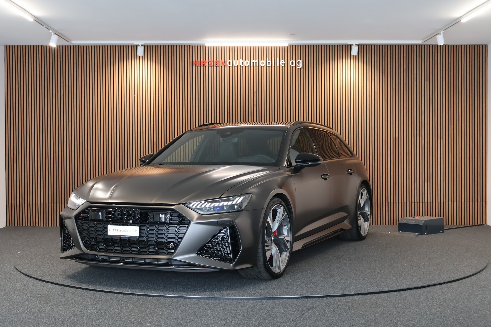 AUDI RS6 Avant 4.0 TFSI V8 quattro-image-0