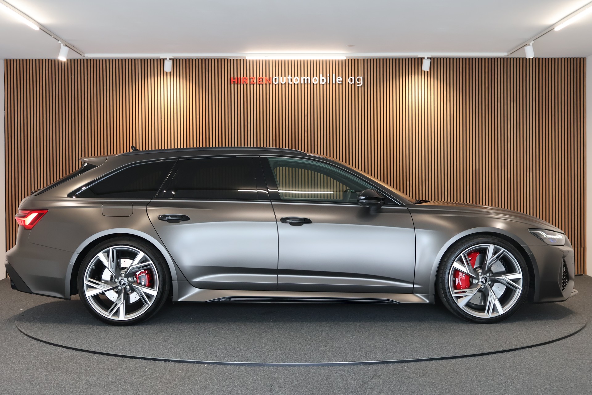 AUDI RS6 Avant 4.0 TFSI V8 quattro-image-5