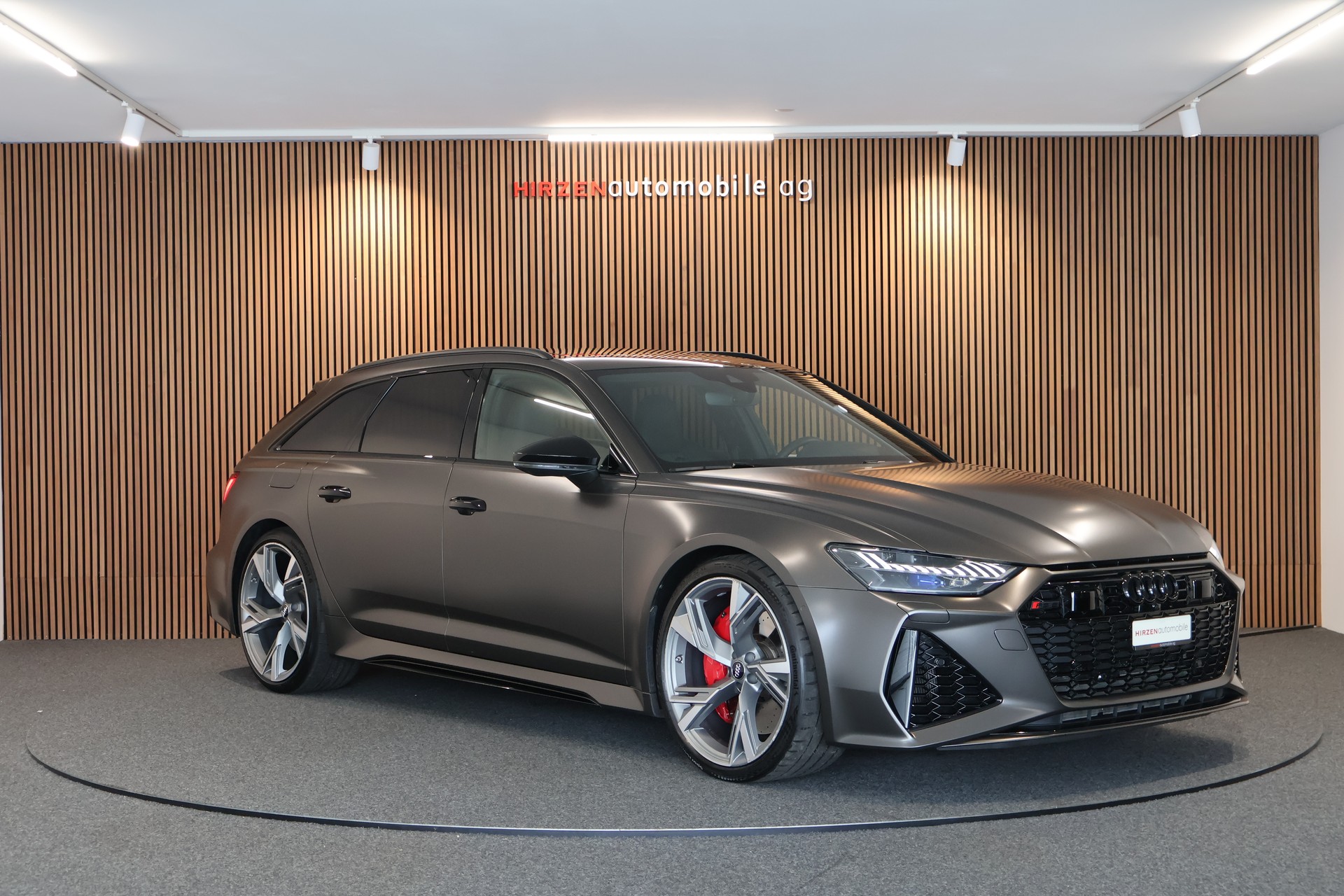AUDI RS6 Avant 4.0 TFSI V8 quattro-image-6