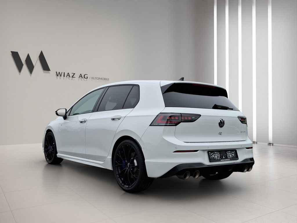 VW Golf VIII 2.0 TSI R DSG 4motion-image-11
