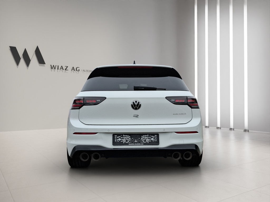 VW Golf VIII 2.0 TSI R DSG 4motion-image-4