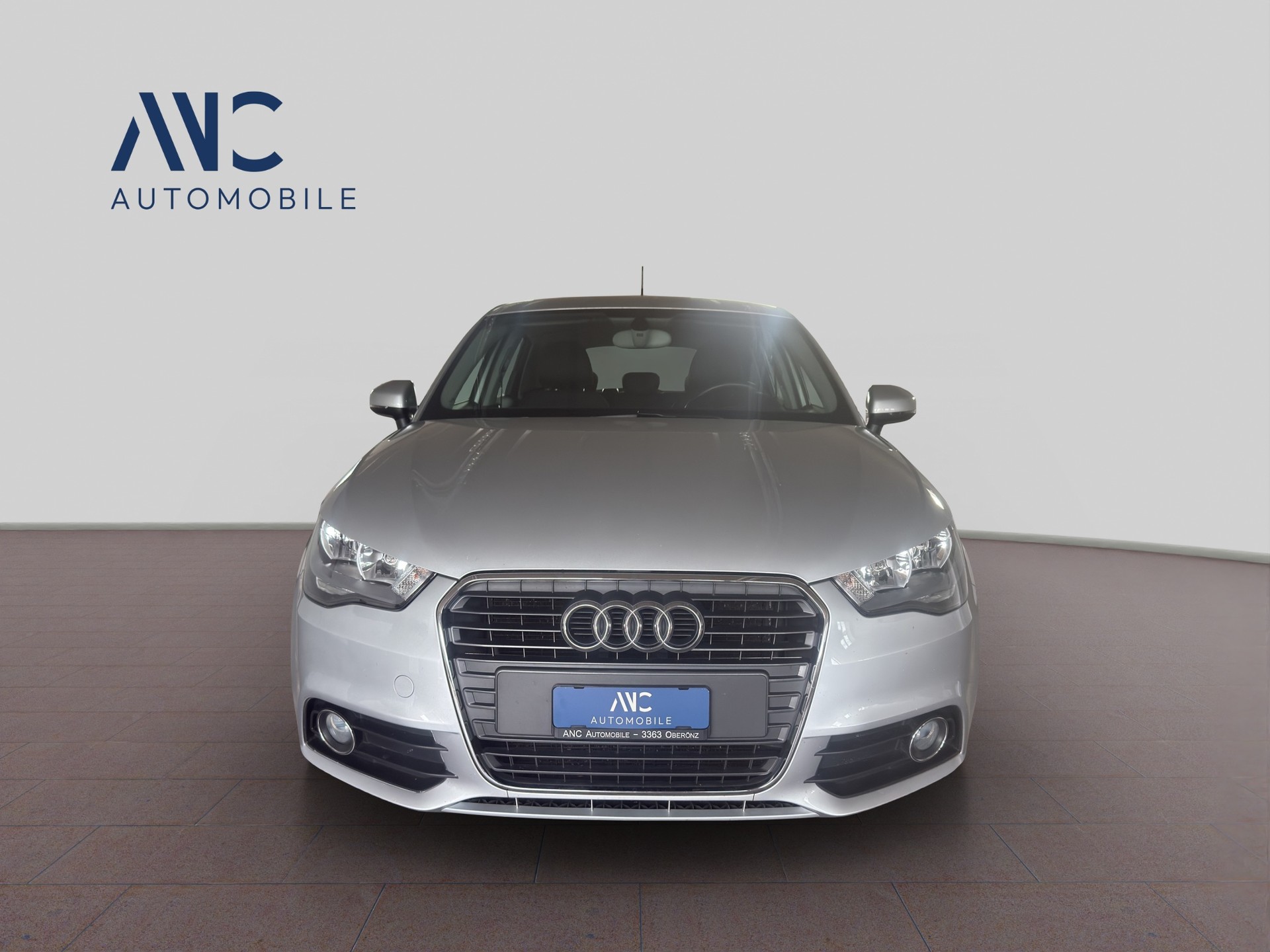 AUDI A1 Sportback 1.2 TFSI Attraction-image-1