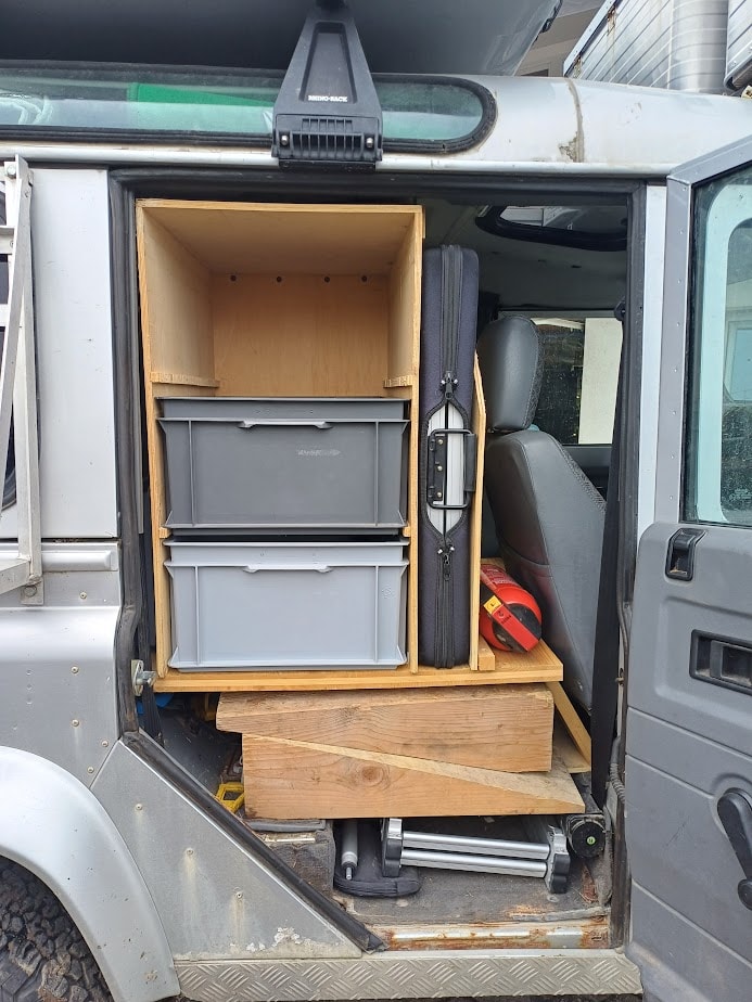 LAND ROVER Defender 110 SW 2.5 Td5-image-5
