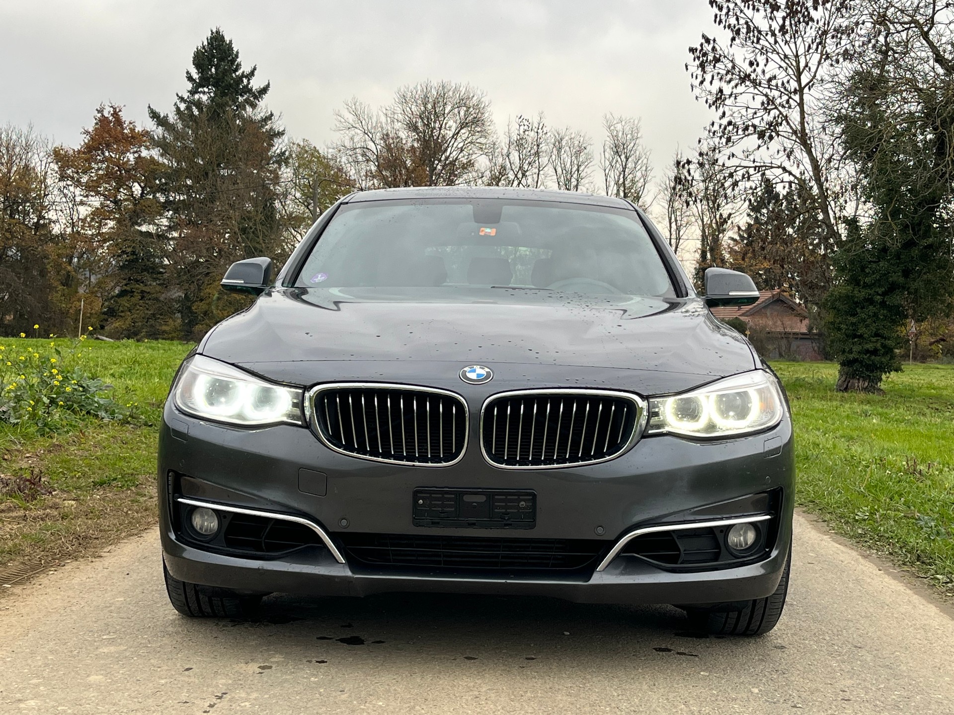 BMW 335i GT xDrive Luxury Line Steptronic-image-5