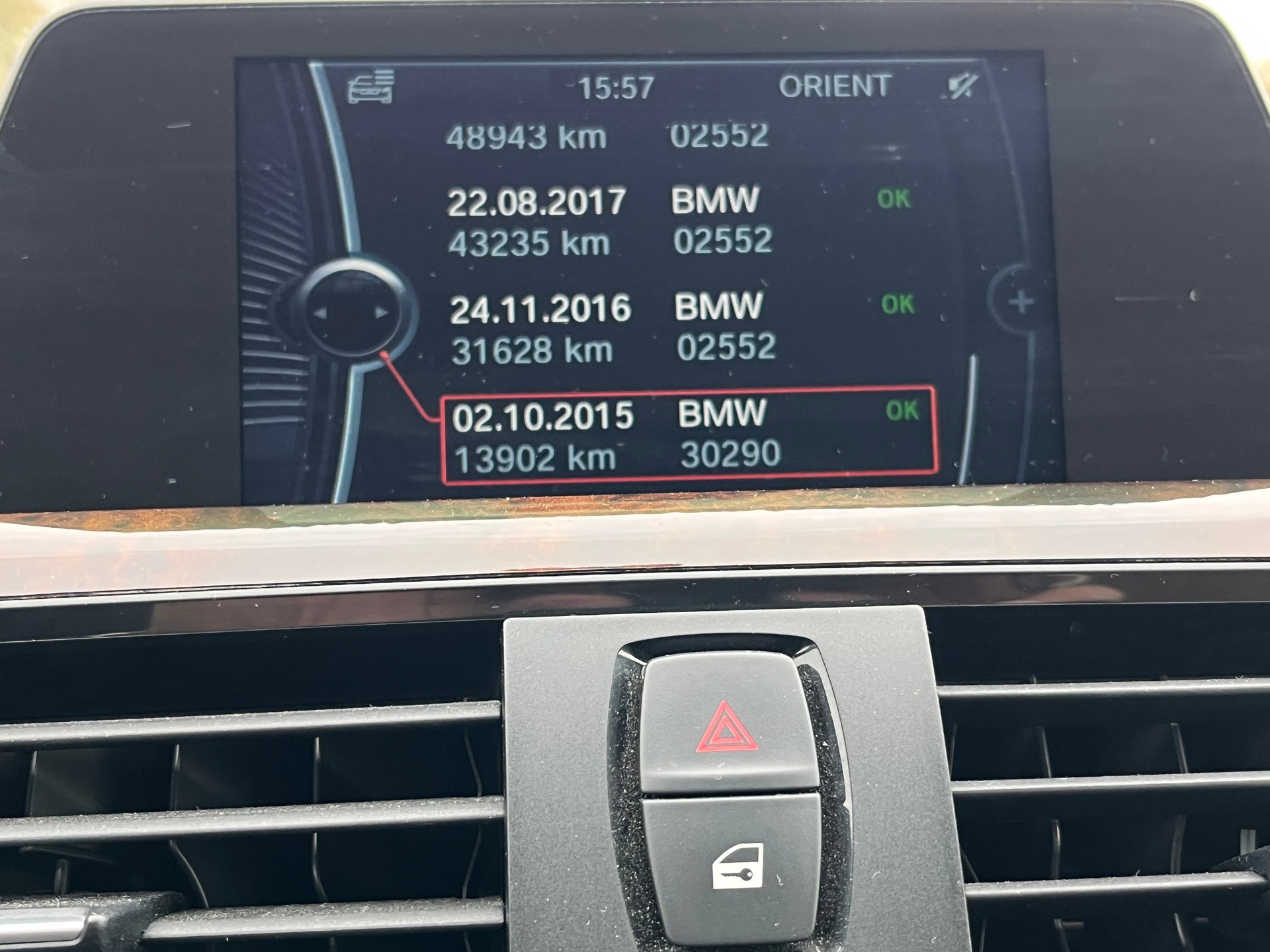 BMW 335i GT xDrive Luxury Line Steptronic-image-26