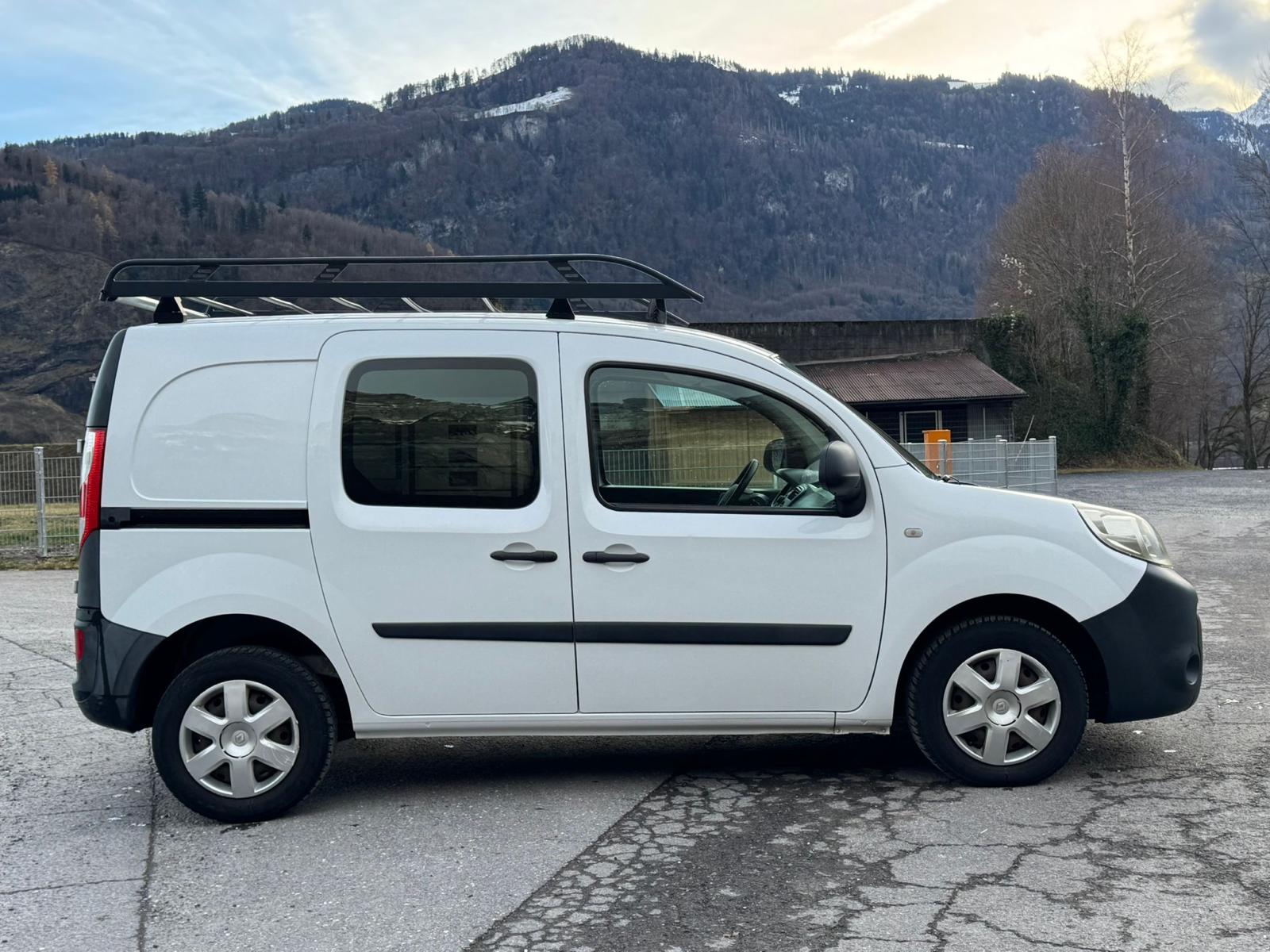 RENAULT Kangoo Medium TCe 115 ENERGY Business-showroom-element-3