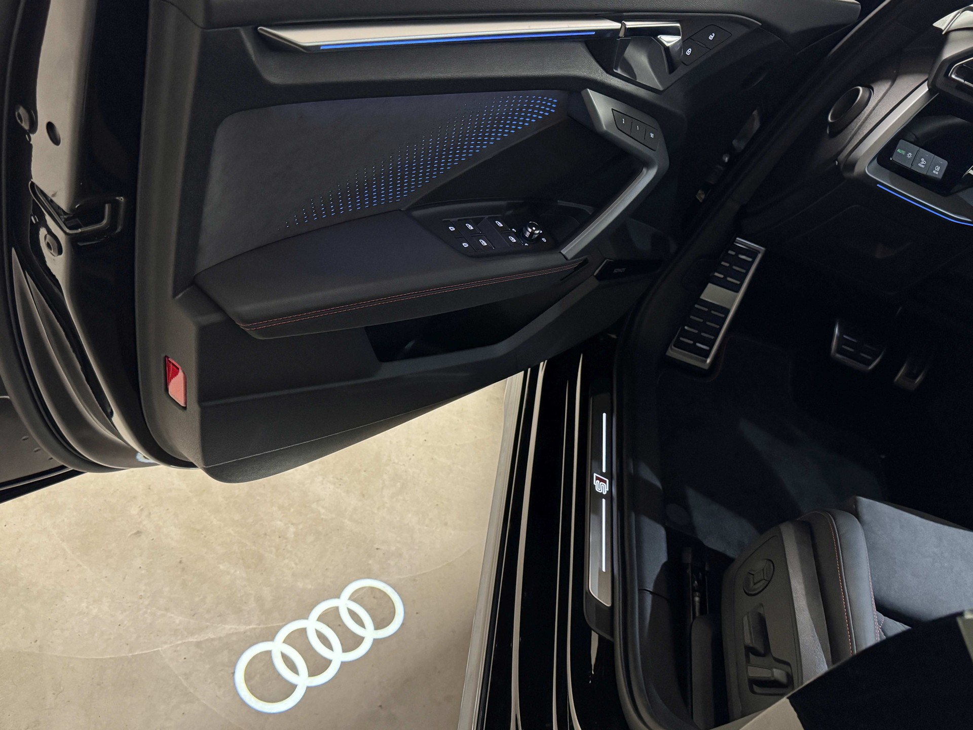 AUDI A3 allstreet TFSI 150 kW quattro S tronic-image-14