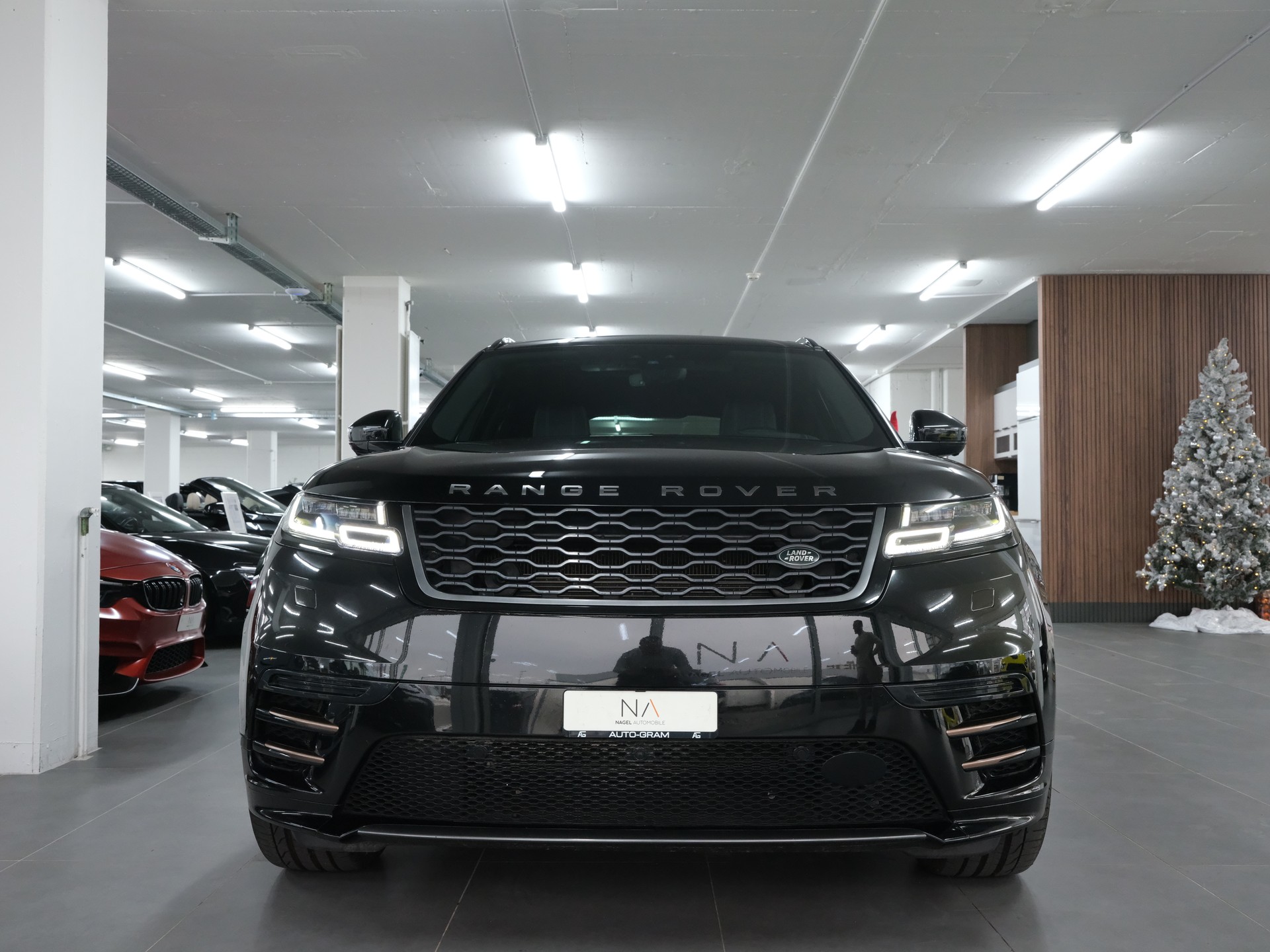 LAND ROVER Range Rover Velar R-Dynamic P 300 SE Automatic *Fahrassistenz Paket* *Panoramadach*-image-2