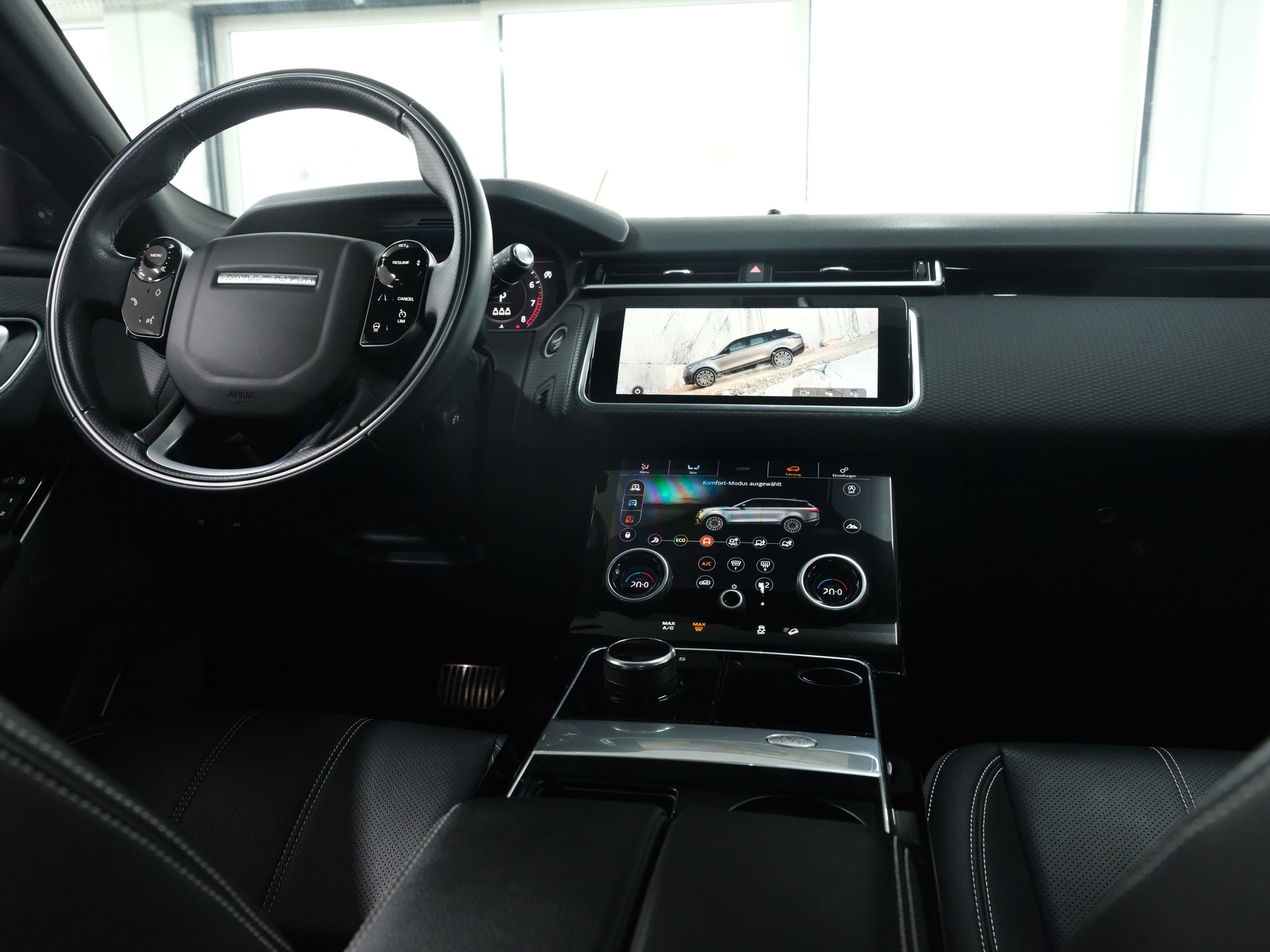 LAND ROVER Range Rover Velar R-Dynamic P 300 SE Automatic *Fahrassistenz Paket* *Panoramadach*-image-17