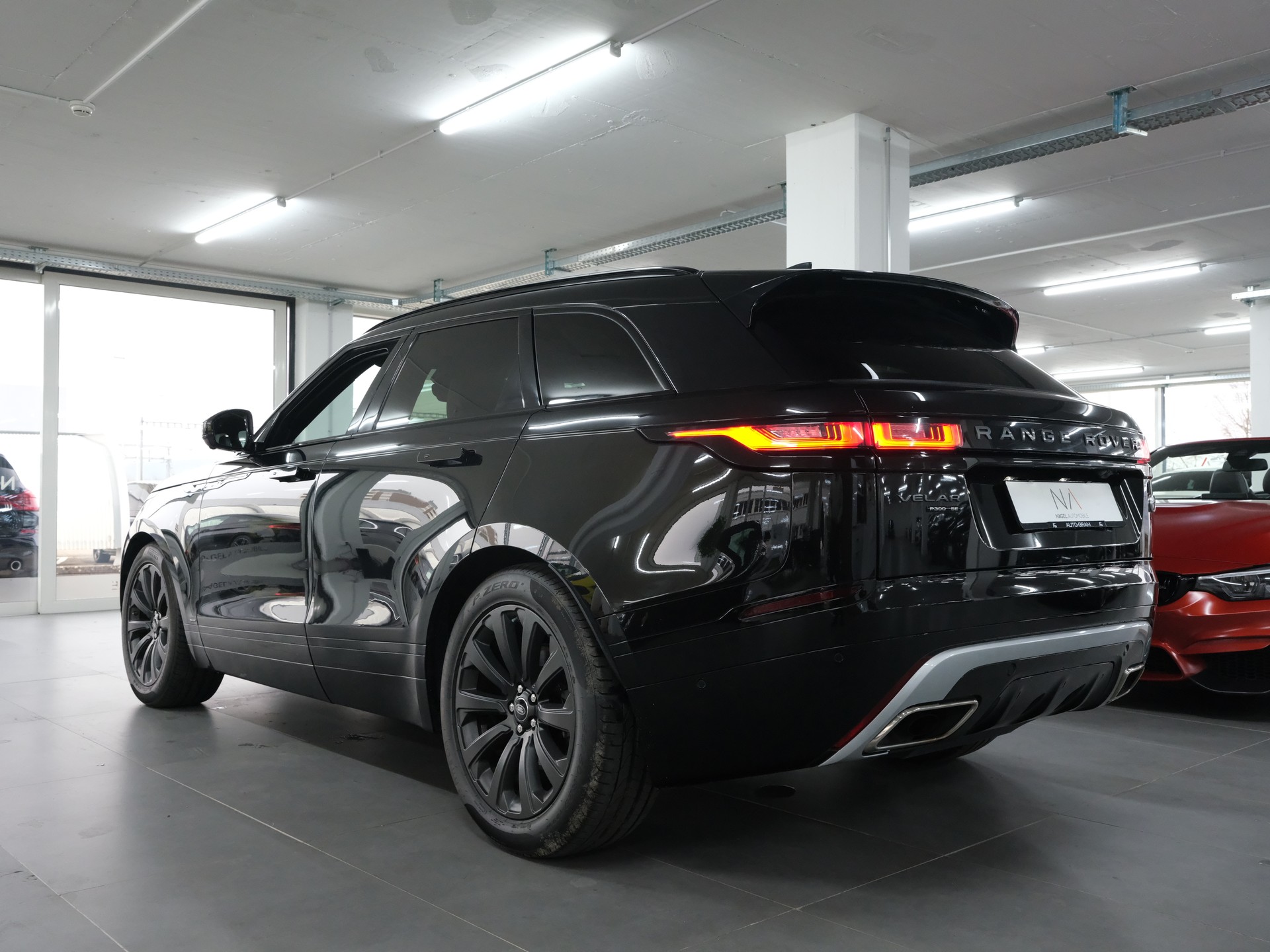 LAND ROVER Range Rover Velar R-Dynamic P 300 SE Automatic *Fahrassistenz Paket* *Panoramadach*-image-4