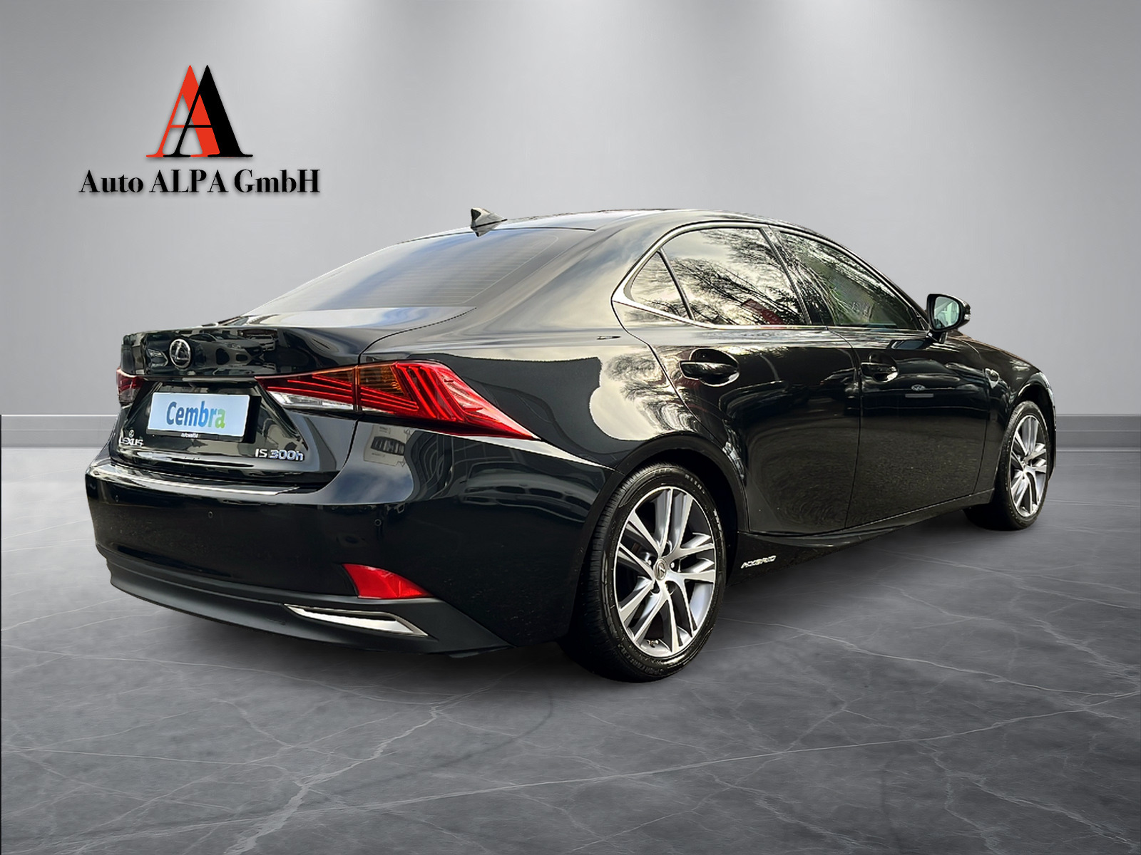 LEXUS IS 300h excellence Automatic-image-3