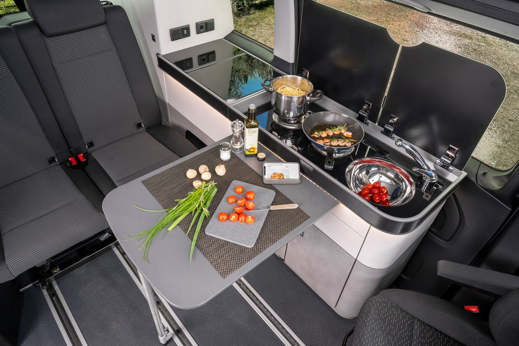PÖSSL Campstar 116 CDI-image-2