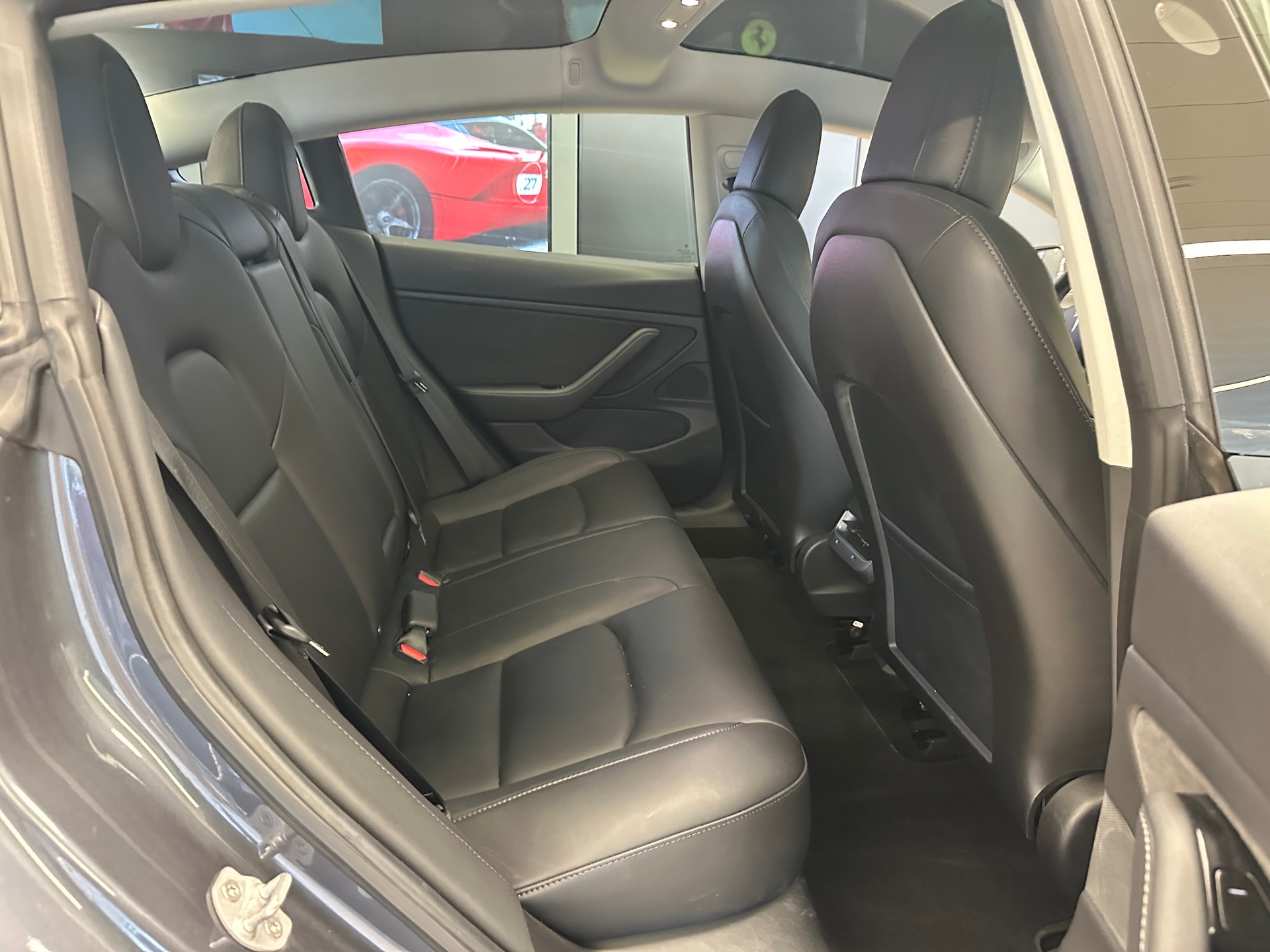 TESLA Model 3 Long Range Dual Motor AWD-image-10