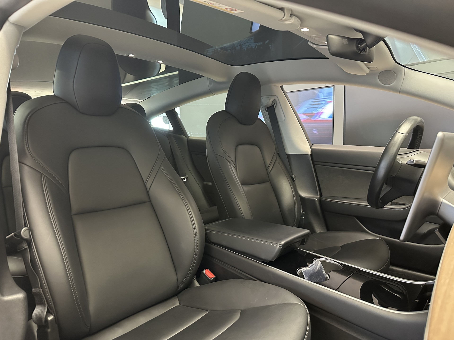 TESLA Model 3 Long Range Dual Motor AWD-image-9