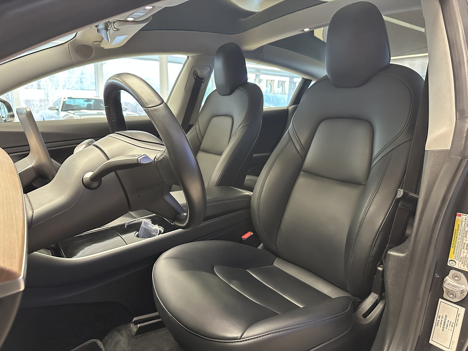 TESLA Model 3 Long Range Dual Motor AWD-image-13