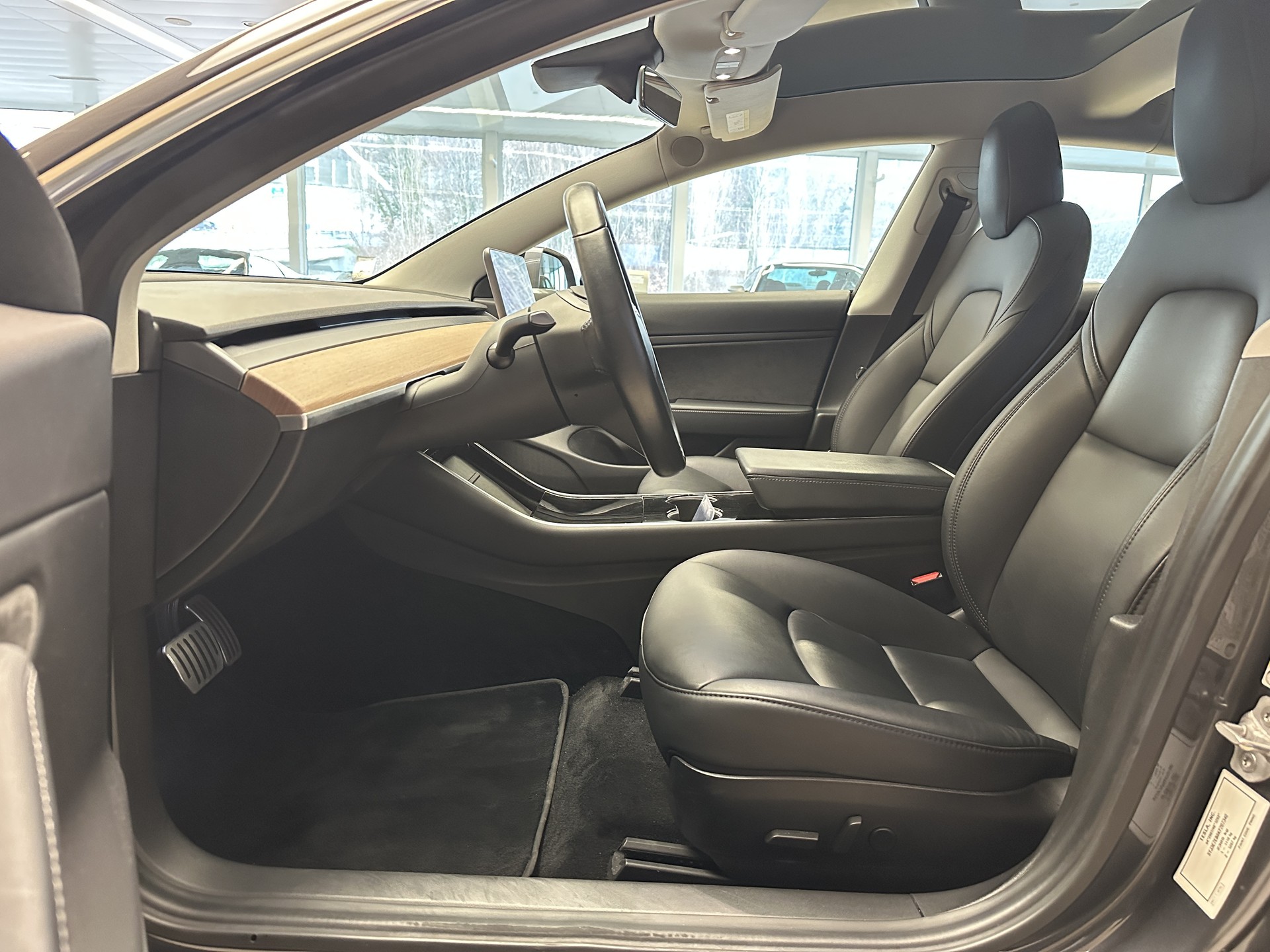 TESLA Model 3 Long Range Dual Motor AWD-image-12