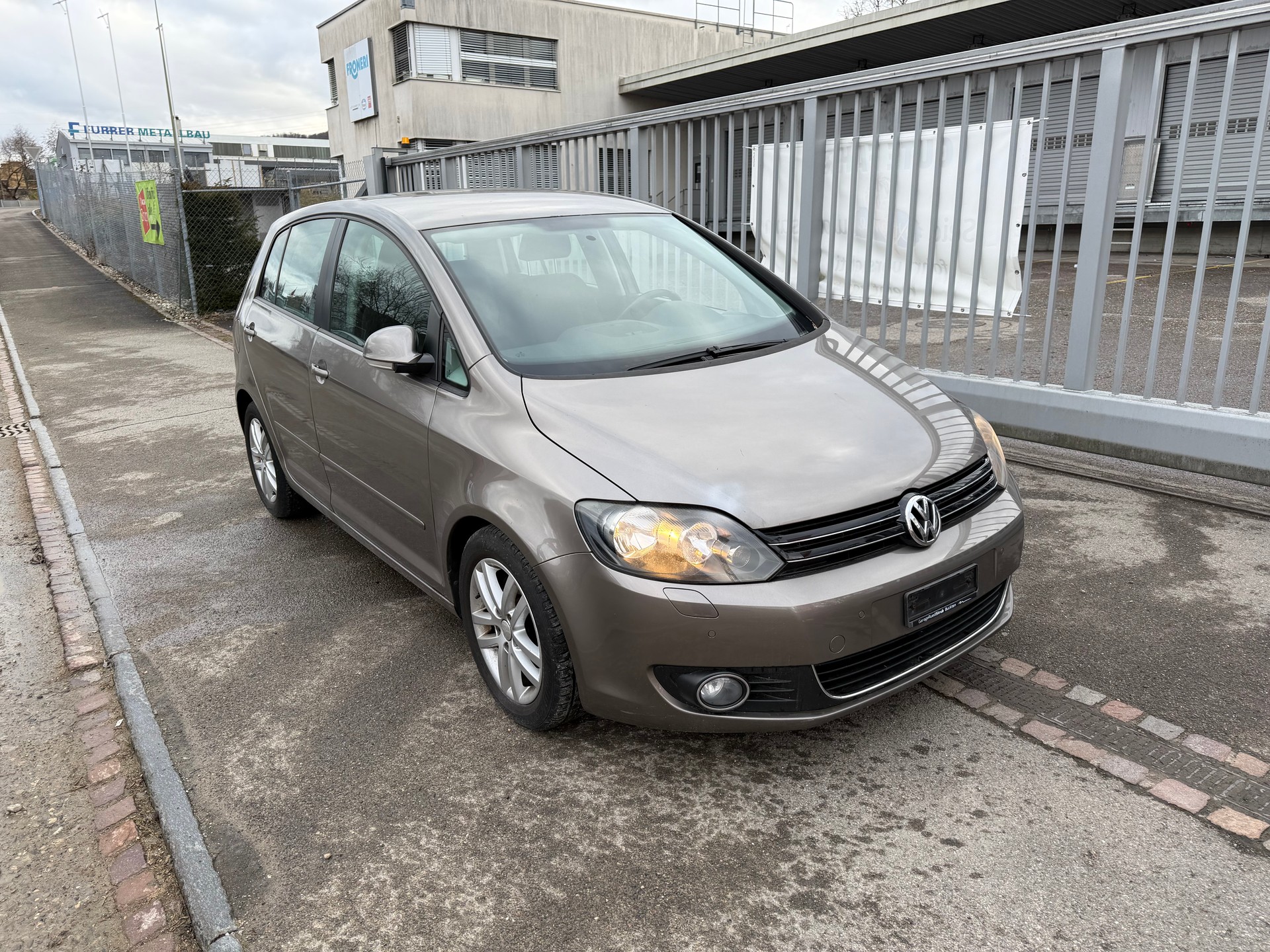 VW Golf Plus 1.4 TSI Highline-image-3