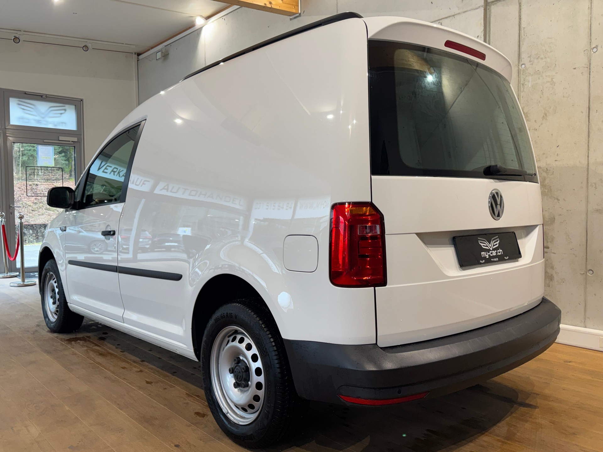 VW Caddy 2.0TDI BlueMotion Technology || NAVI || TEMPOMAT || 8FACH-image-5