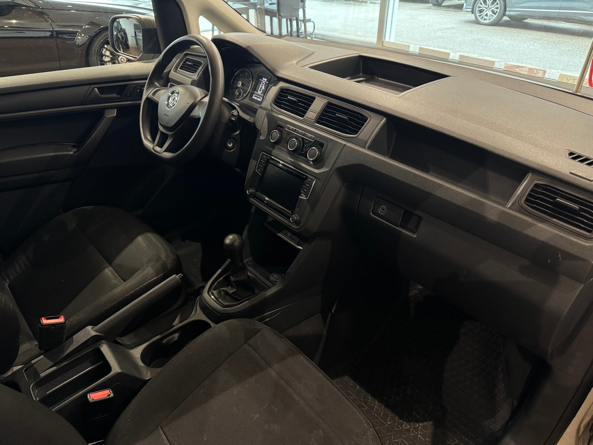 VW Caddy 2.0TDI BlueMotion Technology || NAVI || TEMPOMAT || 8FACH-image-22