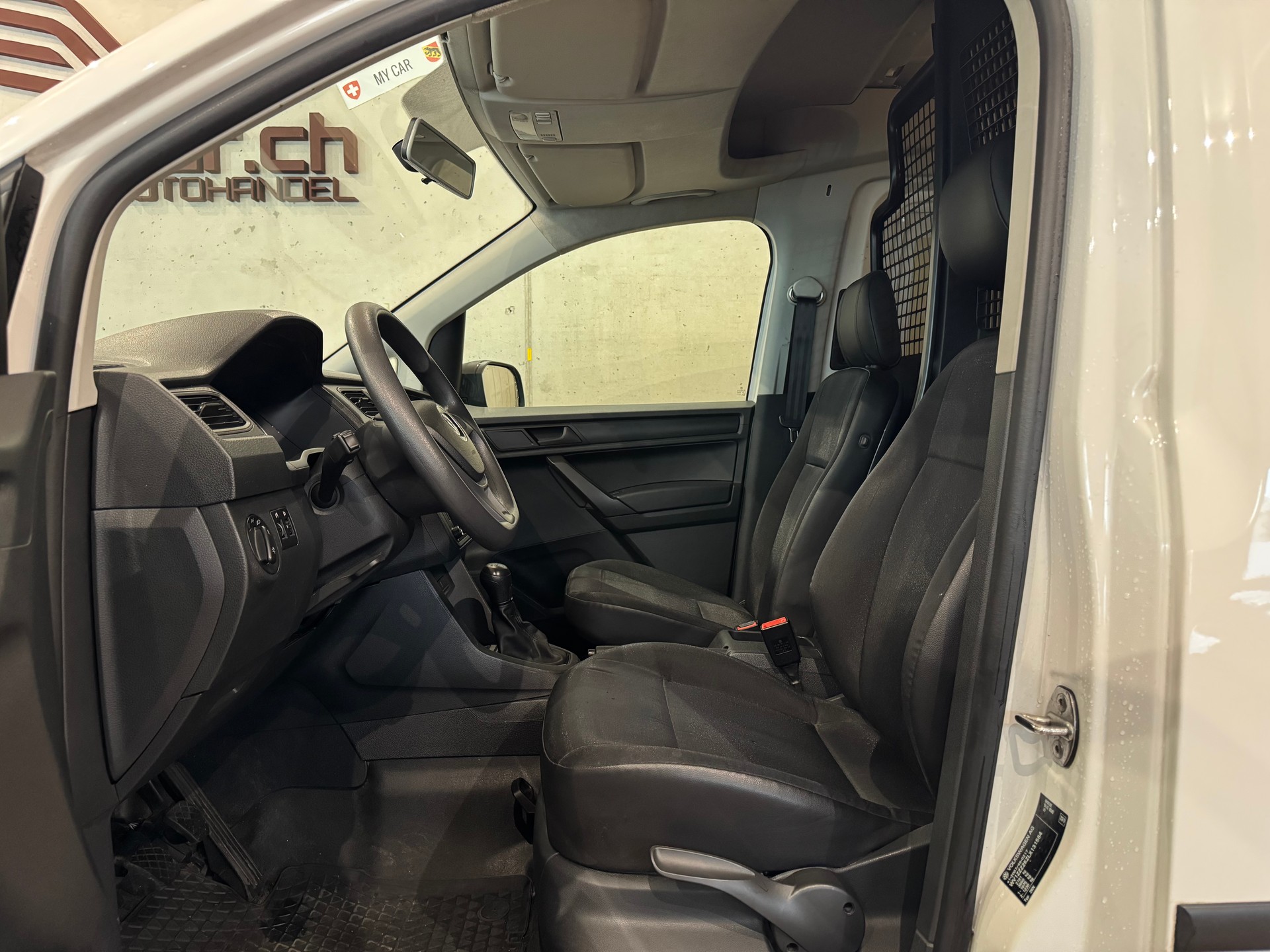 VW Caddy 2.0TDI BlueMotion Technology || NAVI || TEMPOMAT || 8FACH-image-16
