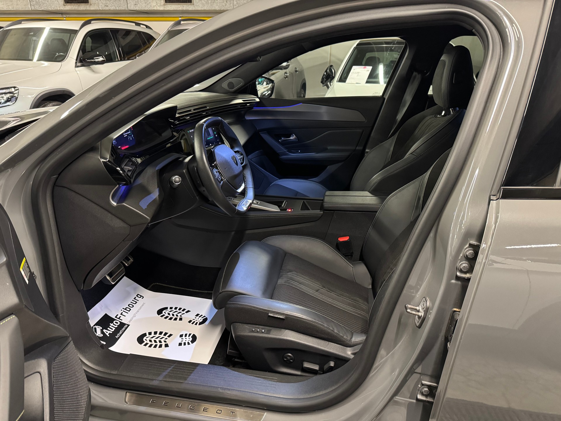 PEUGEOT 408 1.2 PureTech GT EAT8-image-3