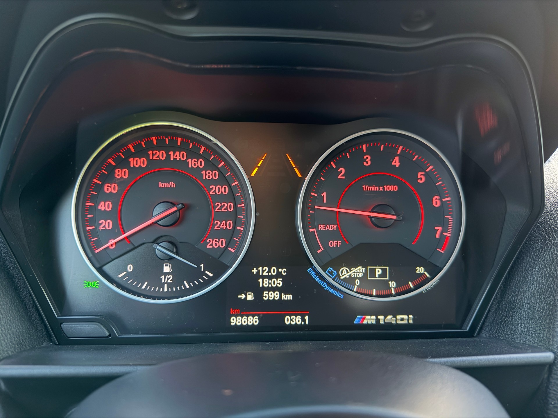 BMW M140i xDrive Steptronic-image-10