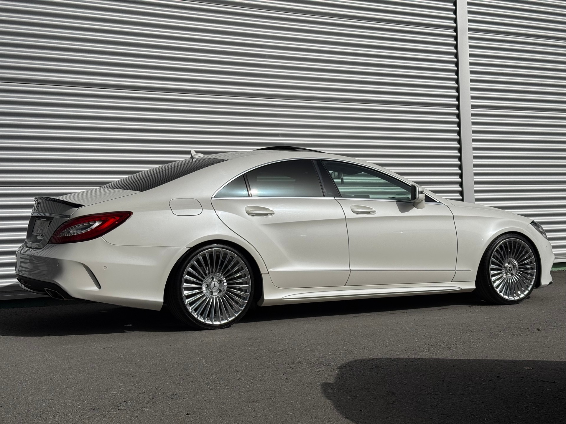 MERCEDES-BENZ CLS 350 BlueTEC 4Matic 7G-Tronic-image-5
