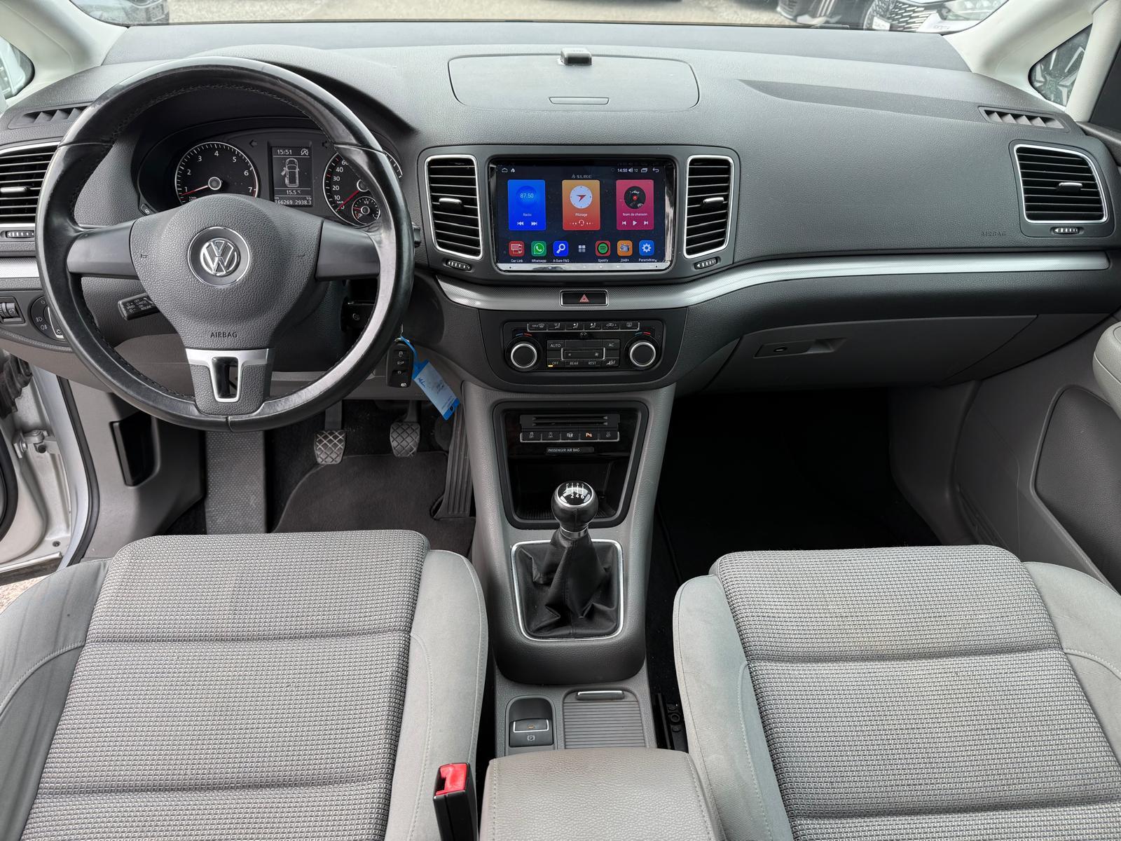 VW Sharan 1.4 TSI BlueMT Comfortline-image-9