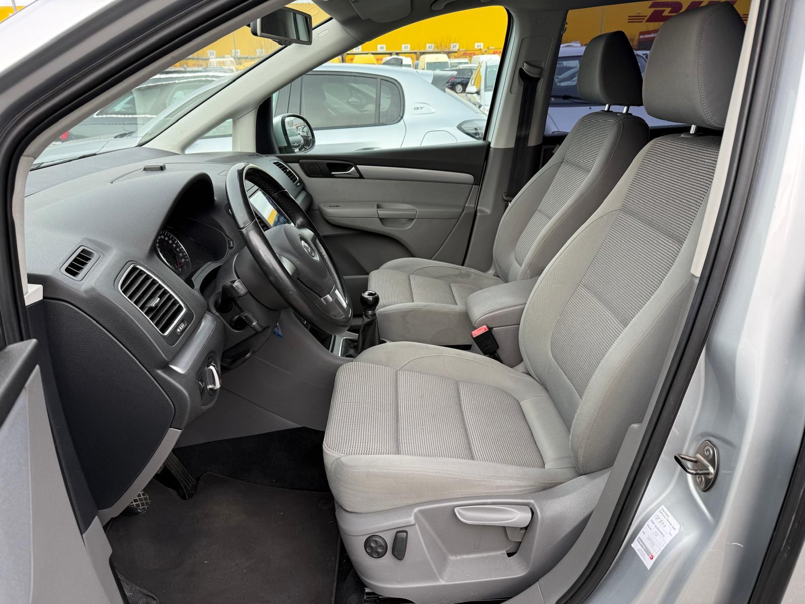 VW Sharan 1.4 TSI BlueMT Comfortline-image-14