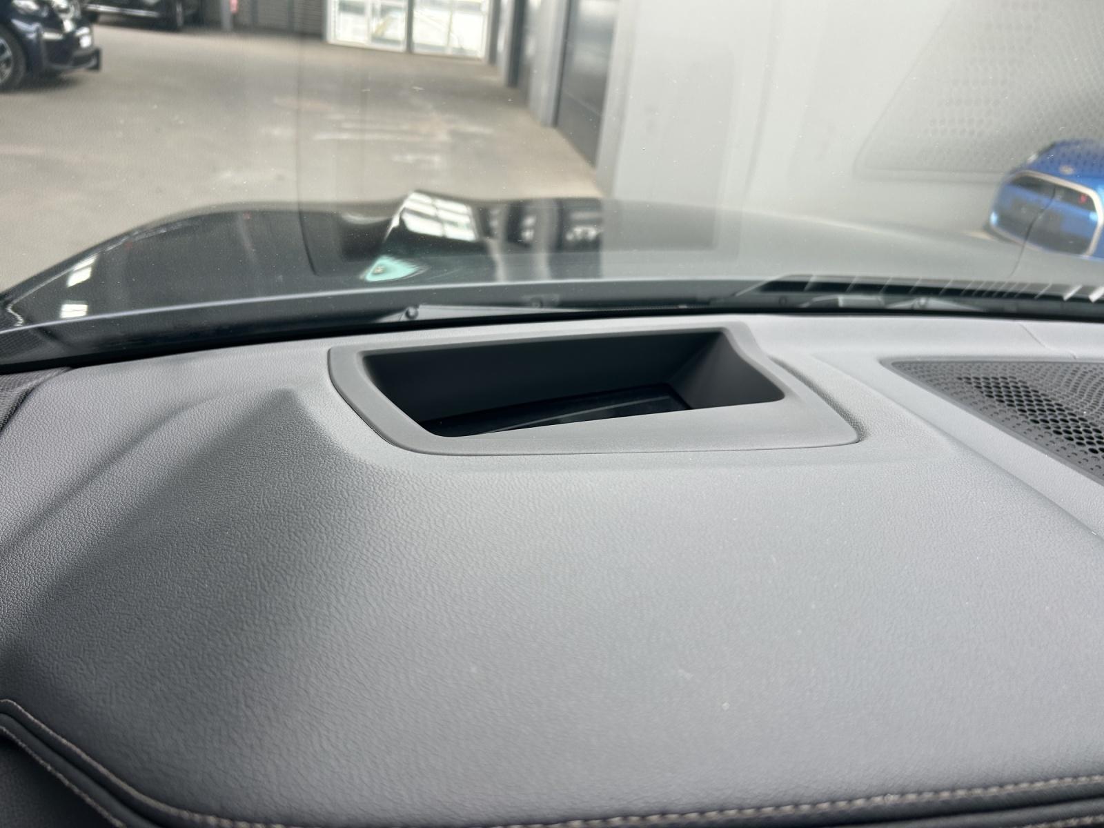 BMW X5 45e xDrive SAG-image-19