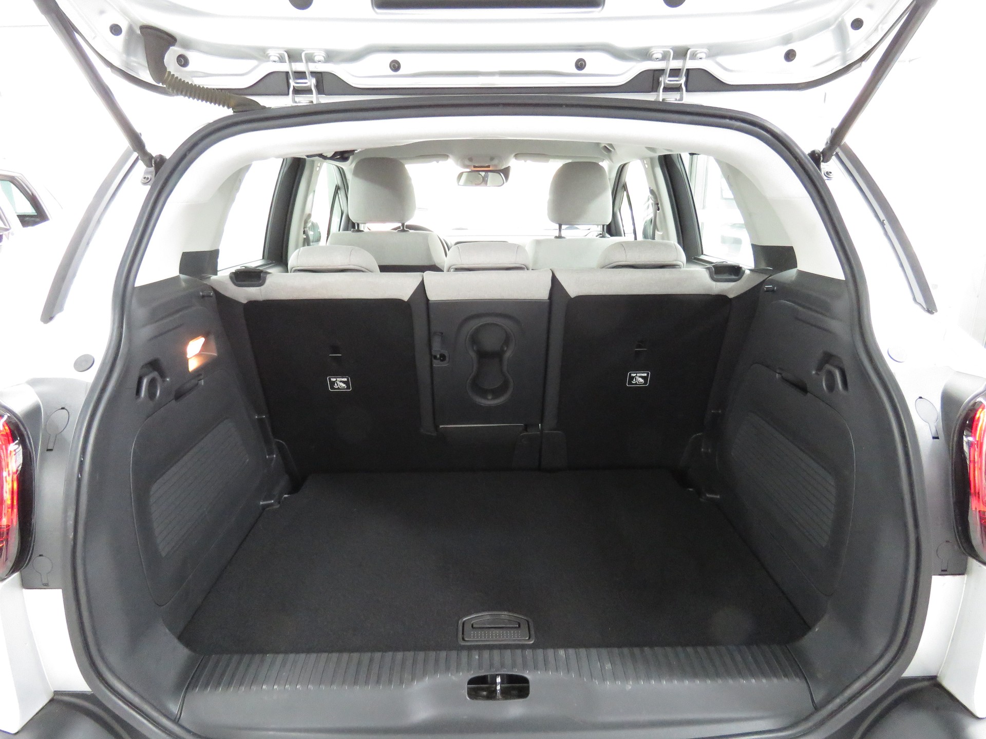CITROEN C3 Aircross 1.2i PureTech Feel EAT-image-9