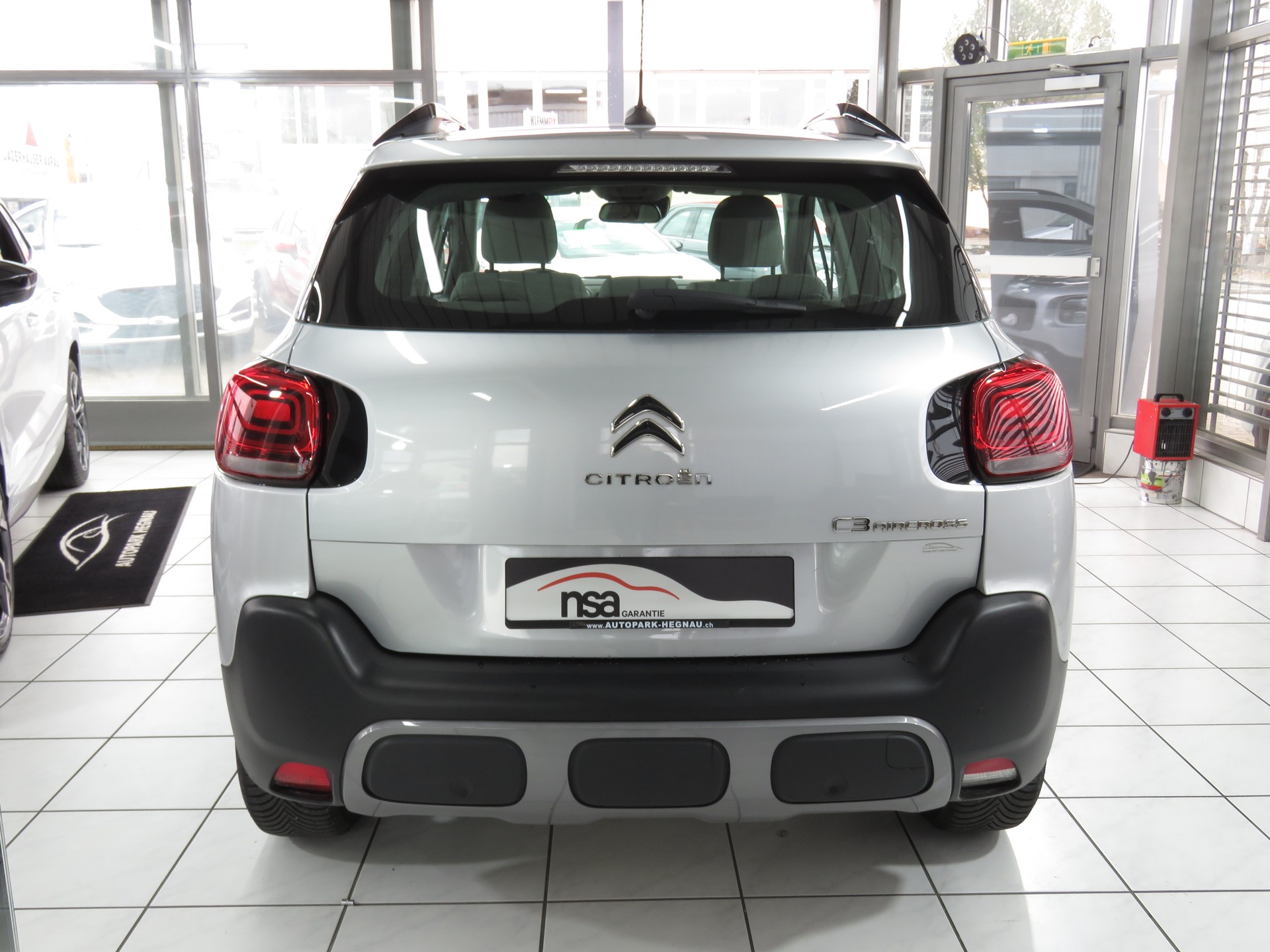 CITROEN C3 Aircross 1.2i PureTech Feel EAT-image-4