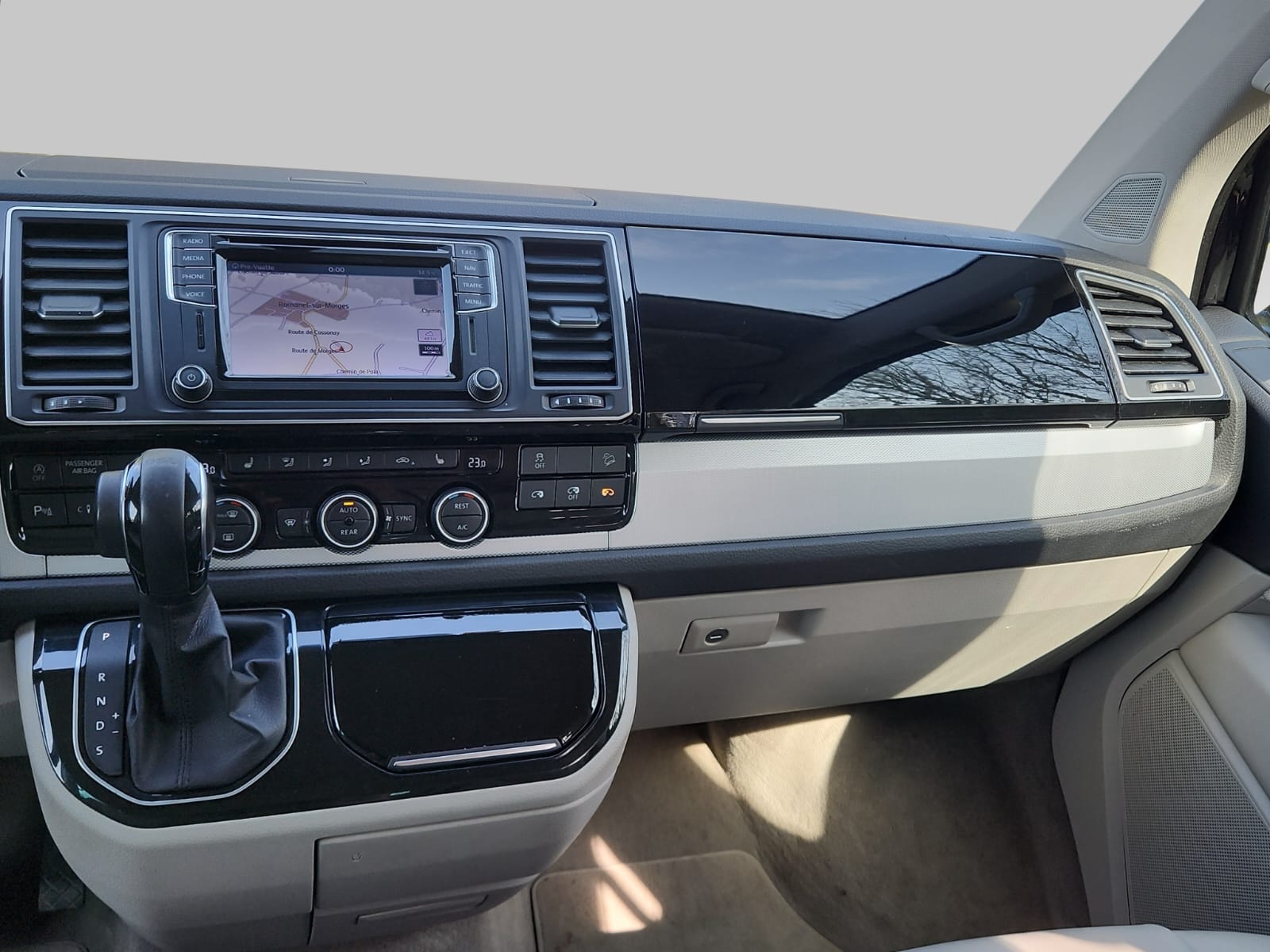 VW T6 Multivan 2.0 Bi-TDI Comfortline 4Motion DSG-image-13