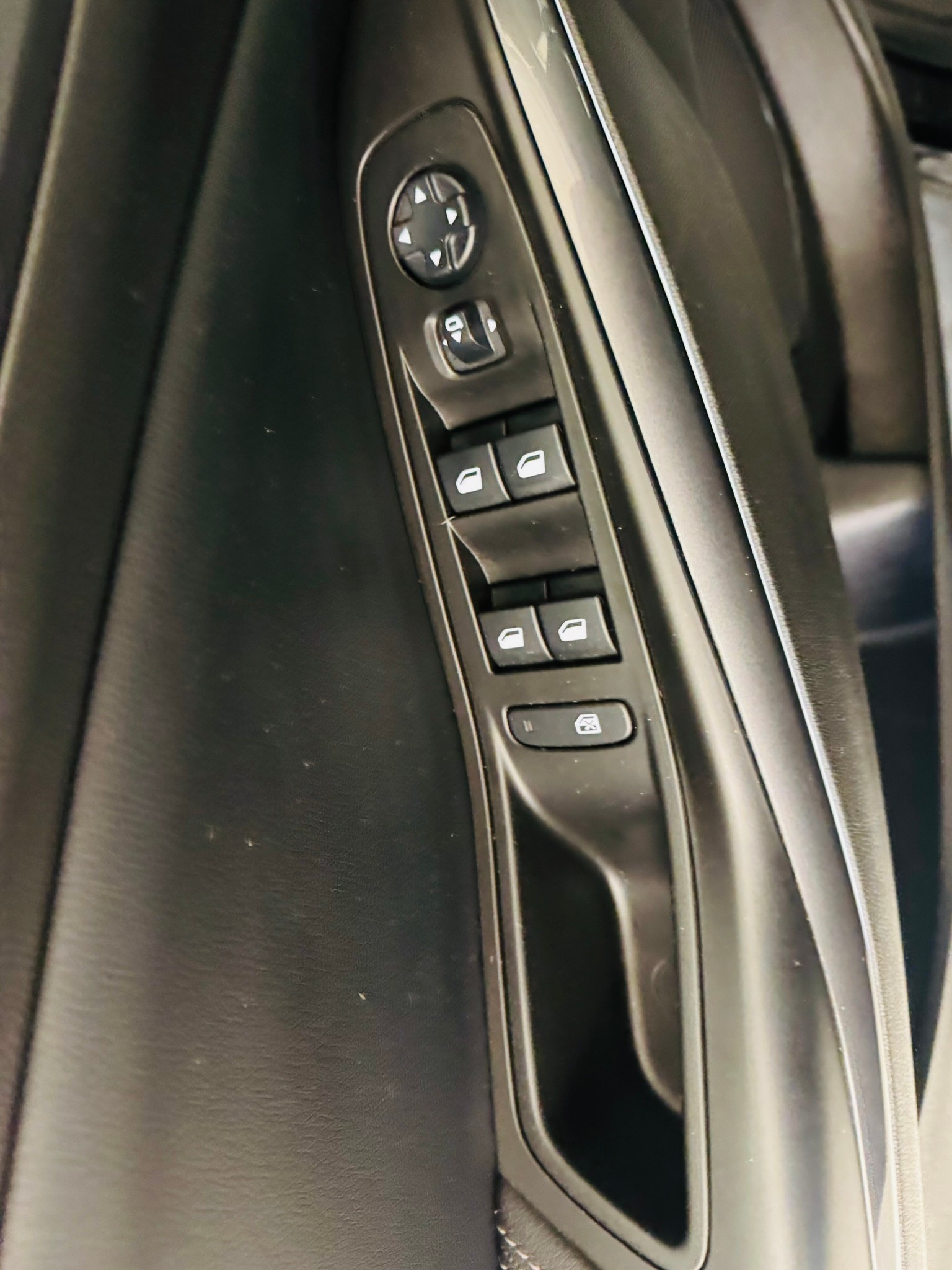 OPEL Grandland X 2.0CDTi Ultimate Automatik-image-15