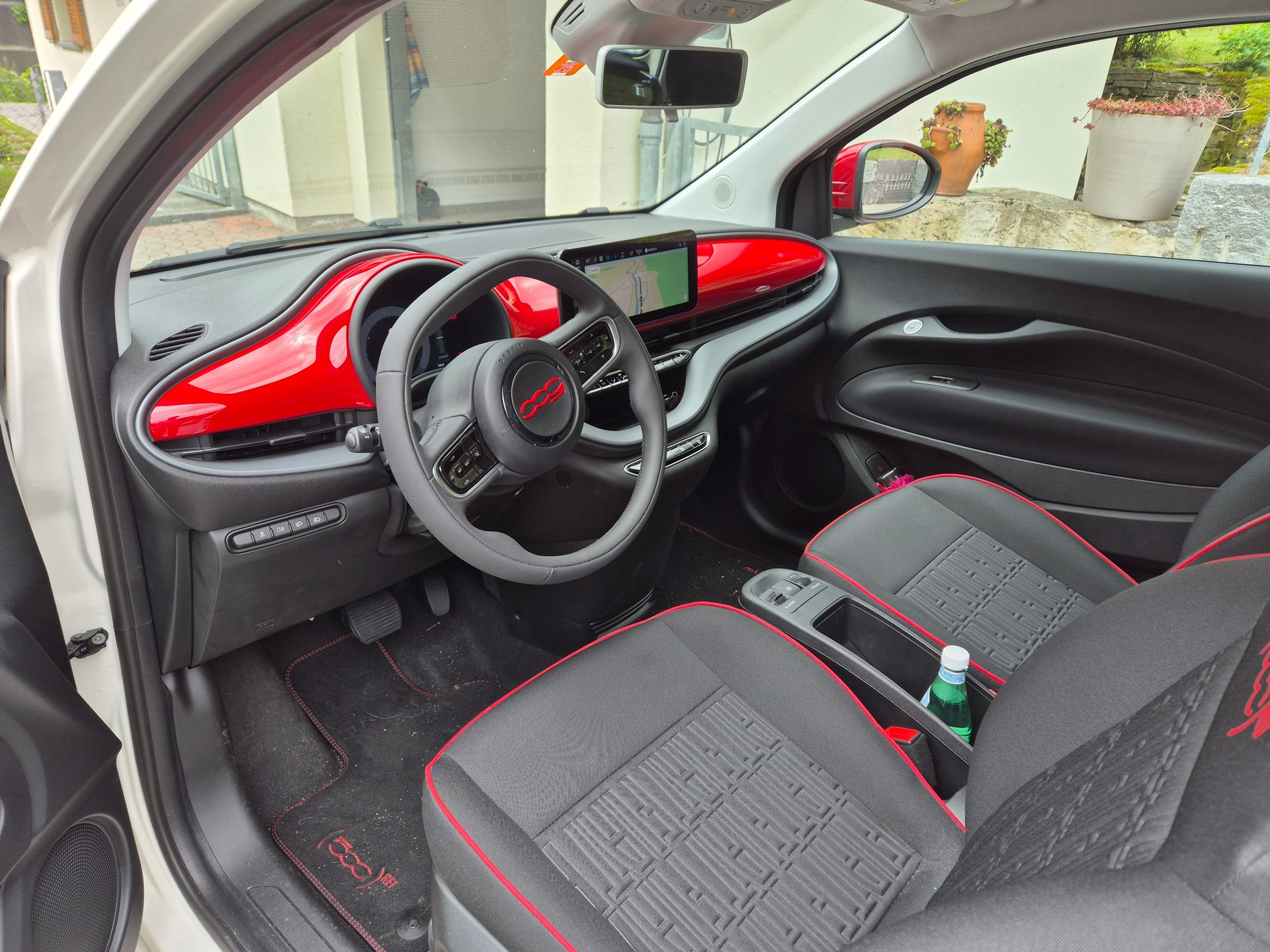 FIAT 500 electric 87 kW Swiss Edition-image-3