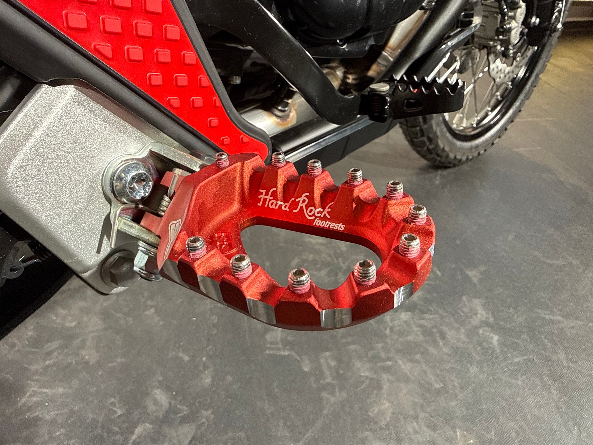 YAMAHA Ténéré 700 Pol Tarres-image-11
