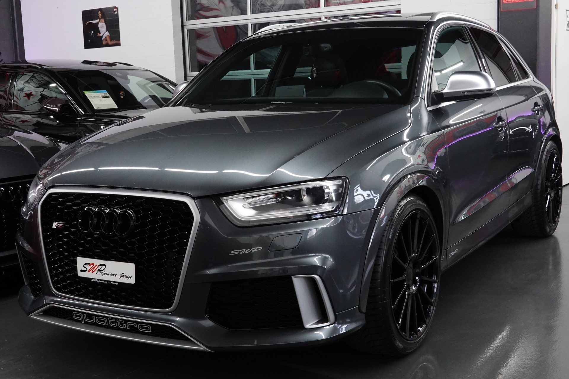 AUDI RS Q3 2.5 TFSI QUATTRO S-TRONIC CH-FZ-showroom-element-2
