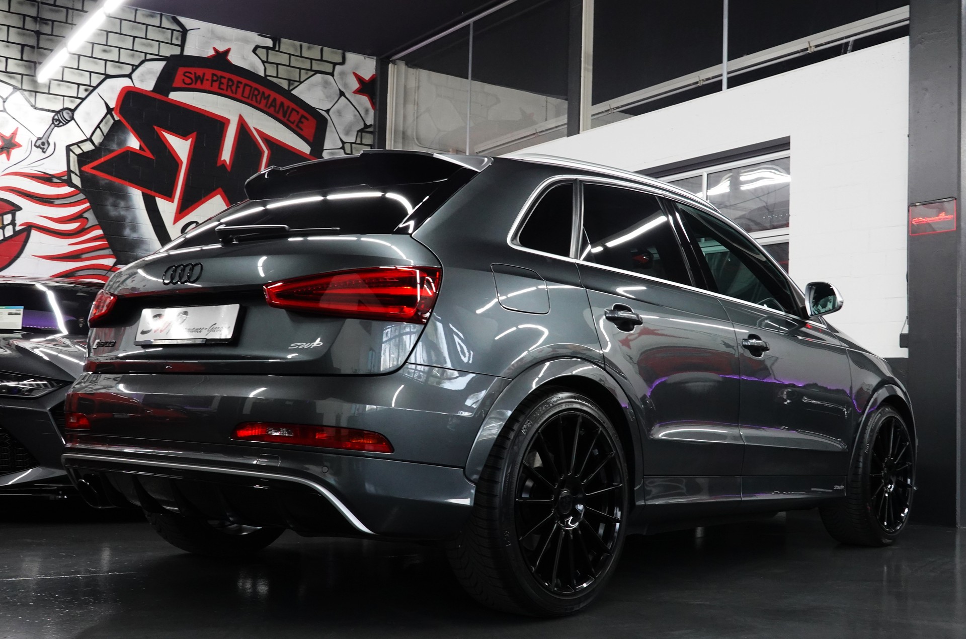 AUDI RS Q3 2.5 TFSI QUATTRO S-TRONIC CH-FZ-image-16