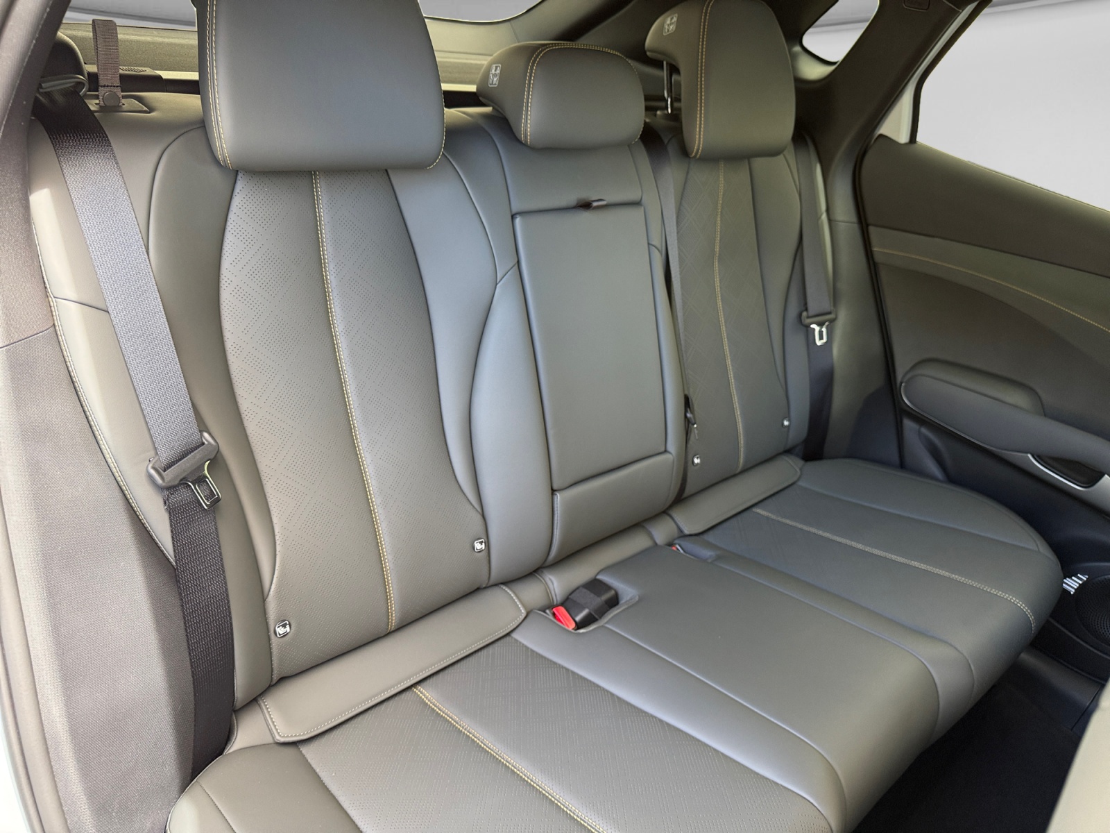 BYD Atto 3 Evo Excellence AWD 74.8kWh-image-17