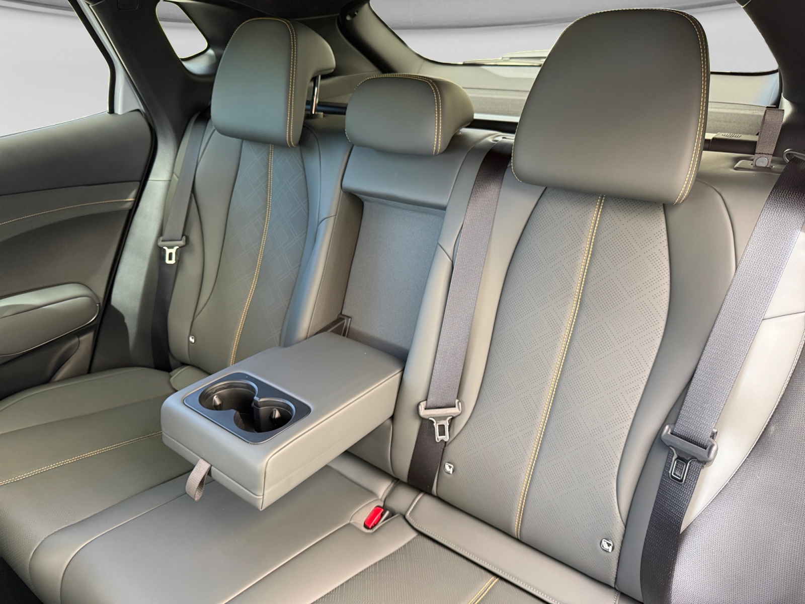 BYD Atto 3 Evo Excellence AWD 74.8kWh-image-15