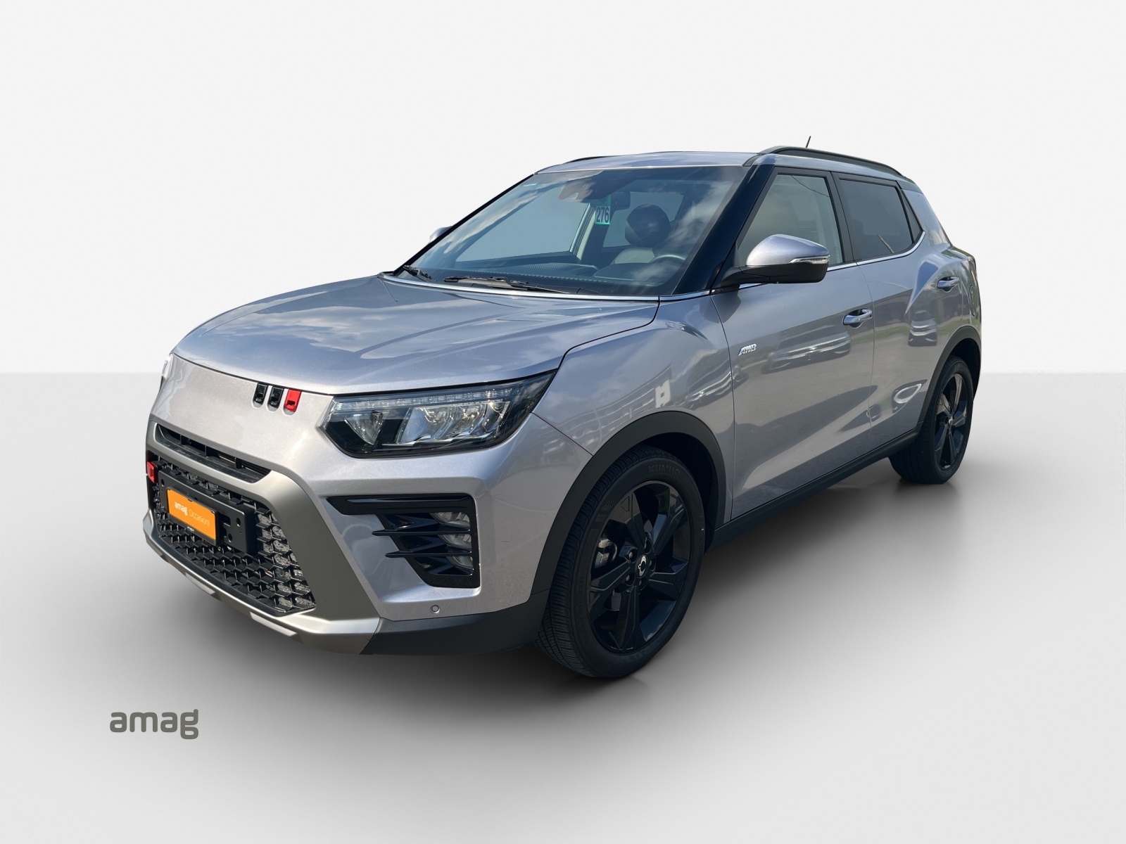KGM-SsangYong Tivoli 1.5 T GDI Blackline 4WD Automat-image-0