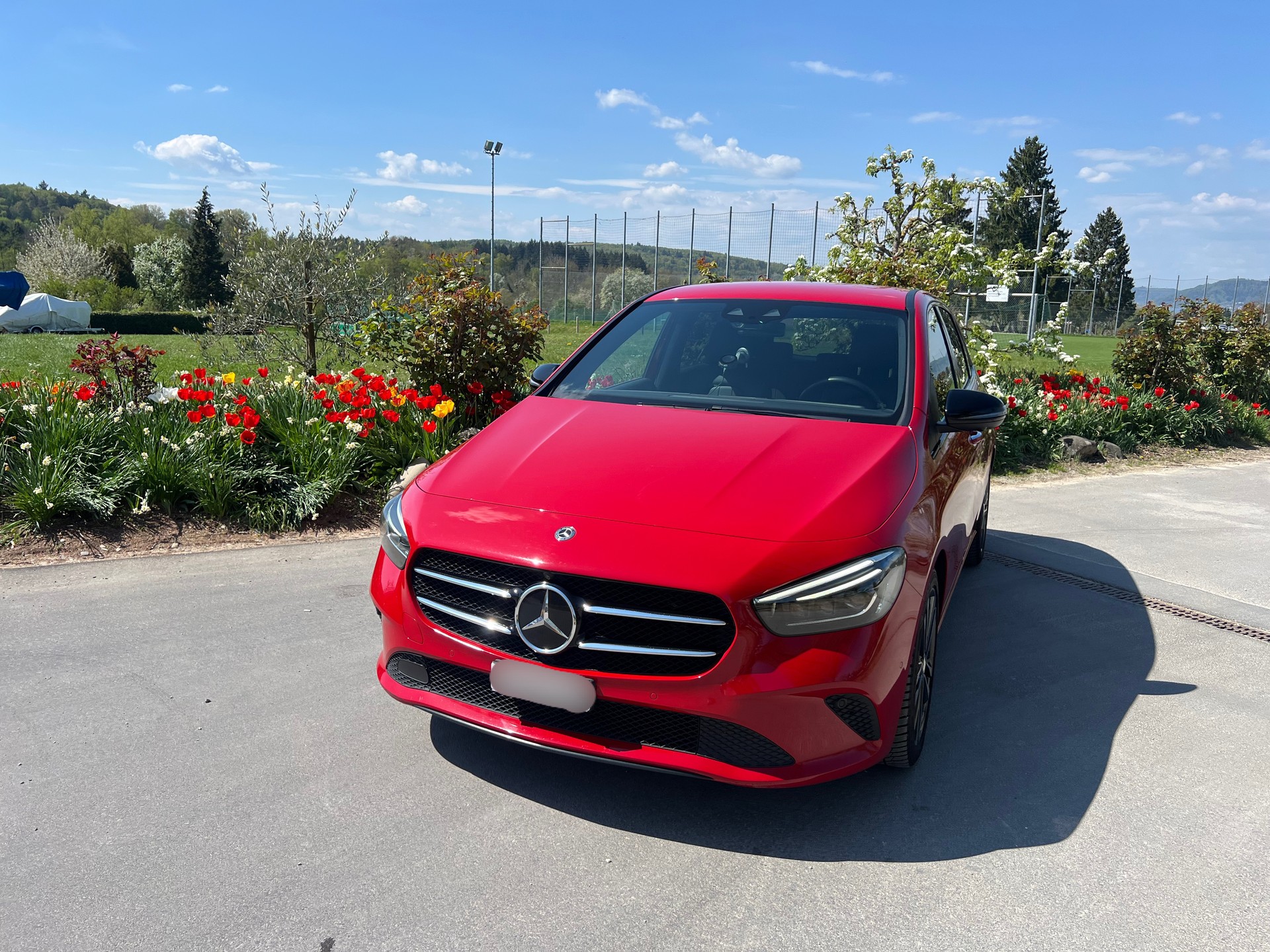 MERCEDES-BENZ B 220 4Matic Progressive 7G-DCT-image-1