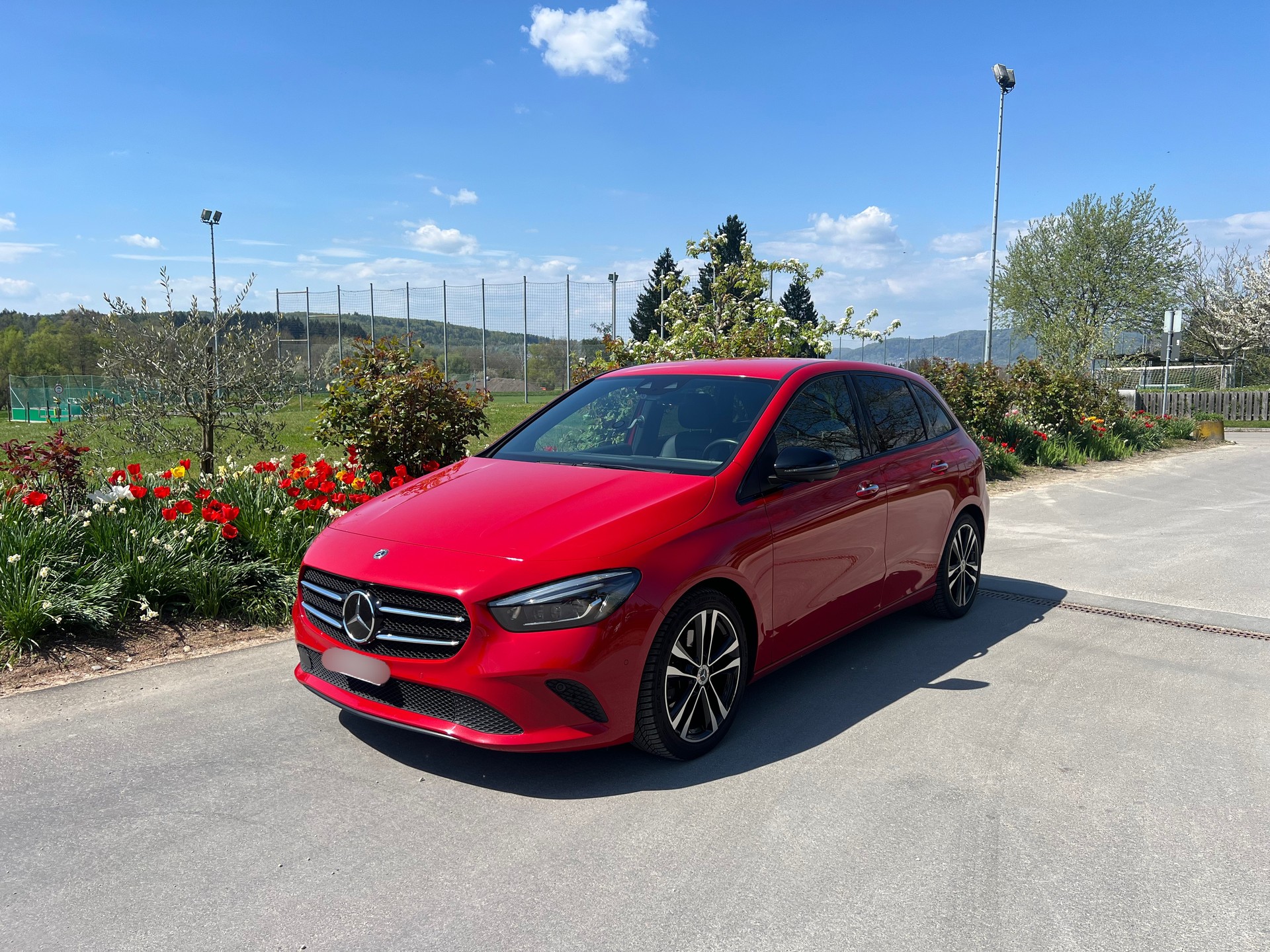 MERCEDES-BENZ B 220 4Matic Progressive 7G-DCT-image-0