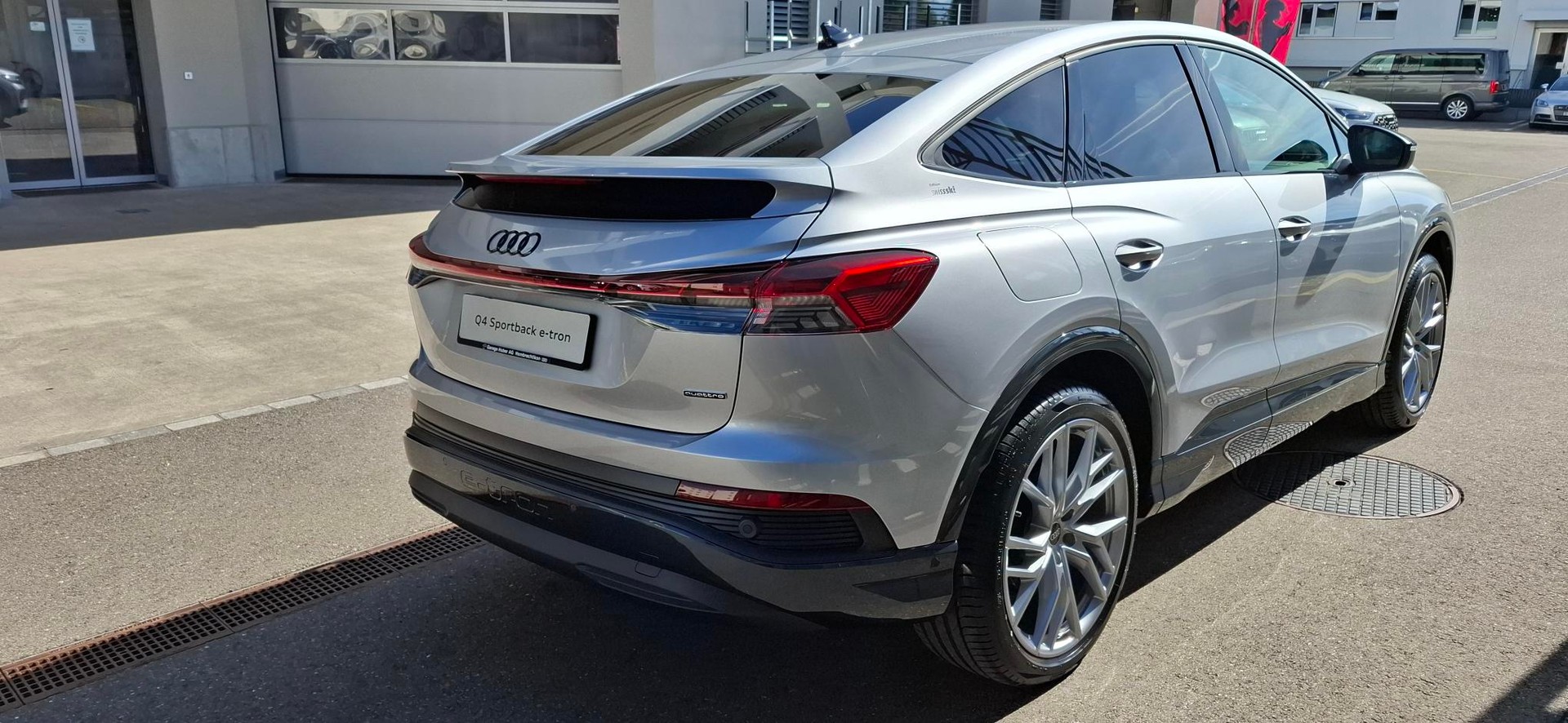 AUDI Q4 Sportback e-tron 45 Edition Swiss Ski quattro-image-5