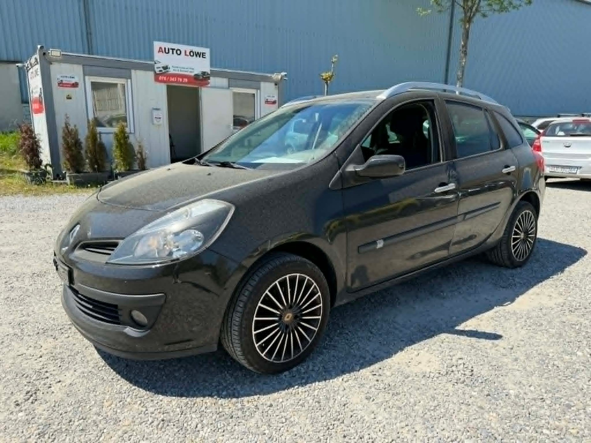 RENAULT Clio Grandtour 1.2 16V Turbo Dynamique-image-0
