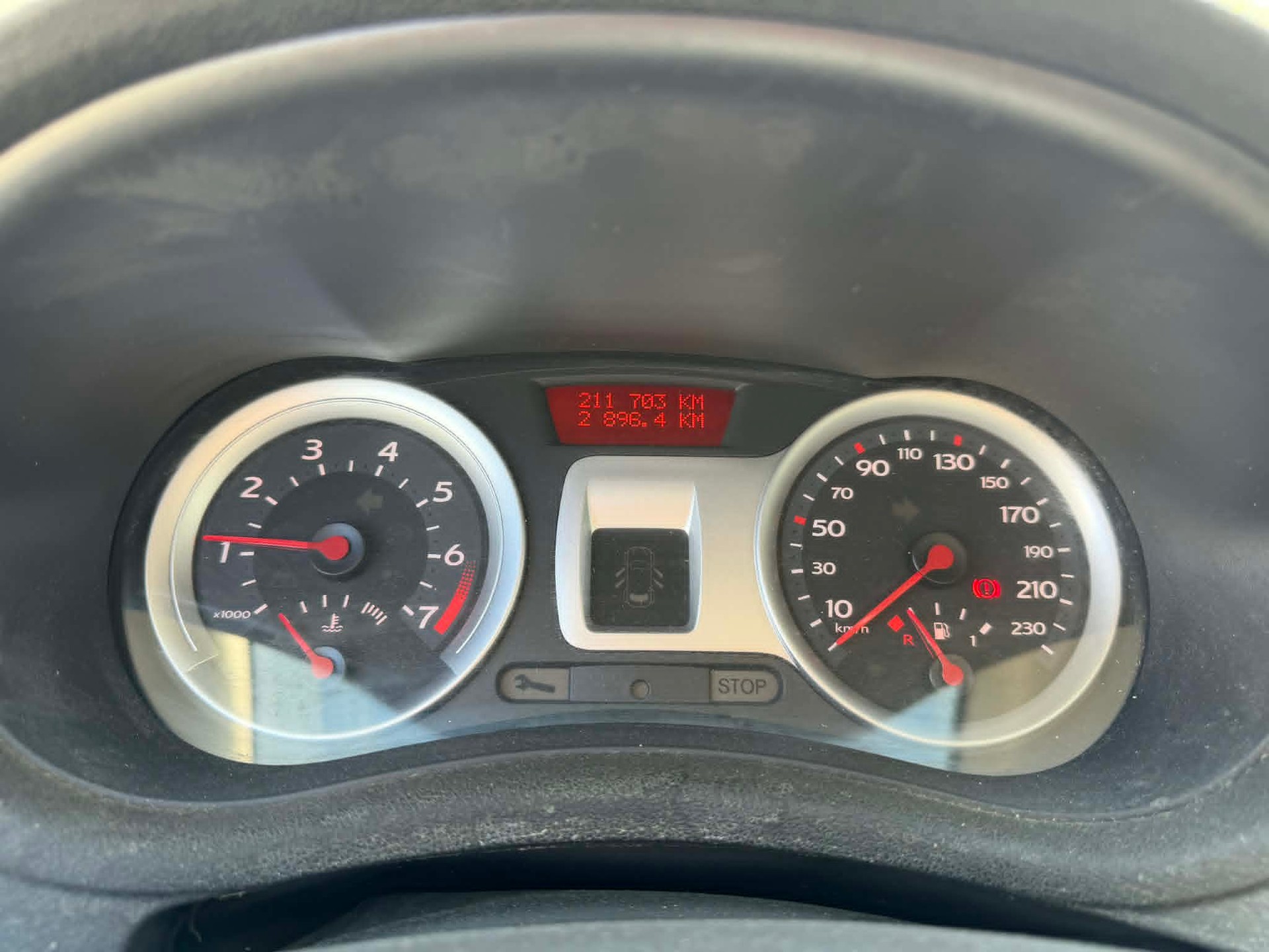 RENAULT Clio Grandtour 1.2 16V Turbo Dynamique-image-7