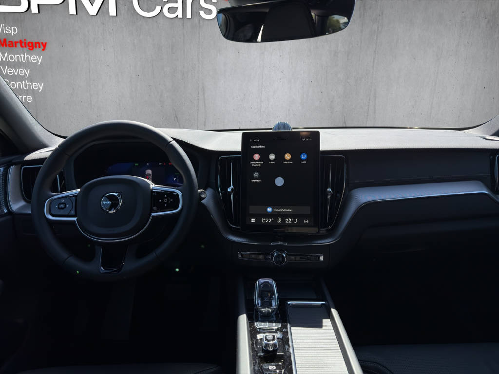 VOLVO XC60 2.0 T6 TE Black Edition eAWD-image-11