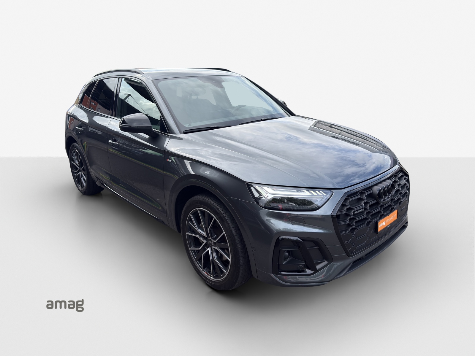 AUDI Q5 Sportback 40 TDI Blackedition quattro S-tronic-image-5